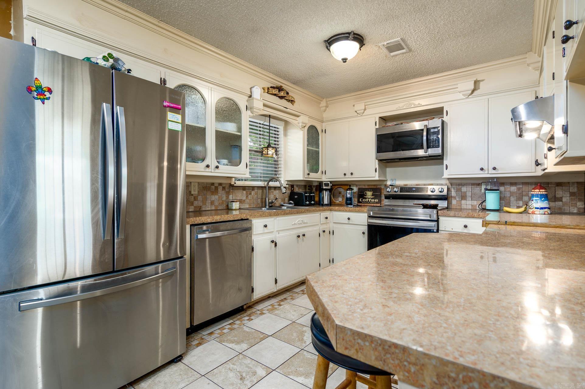 LIBERTY CREEK EST - Residential