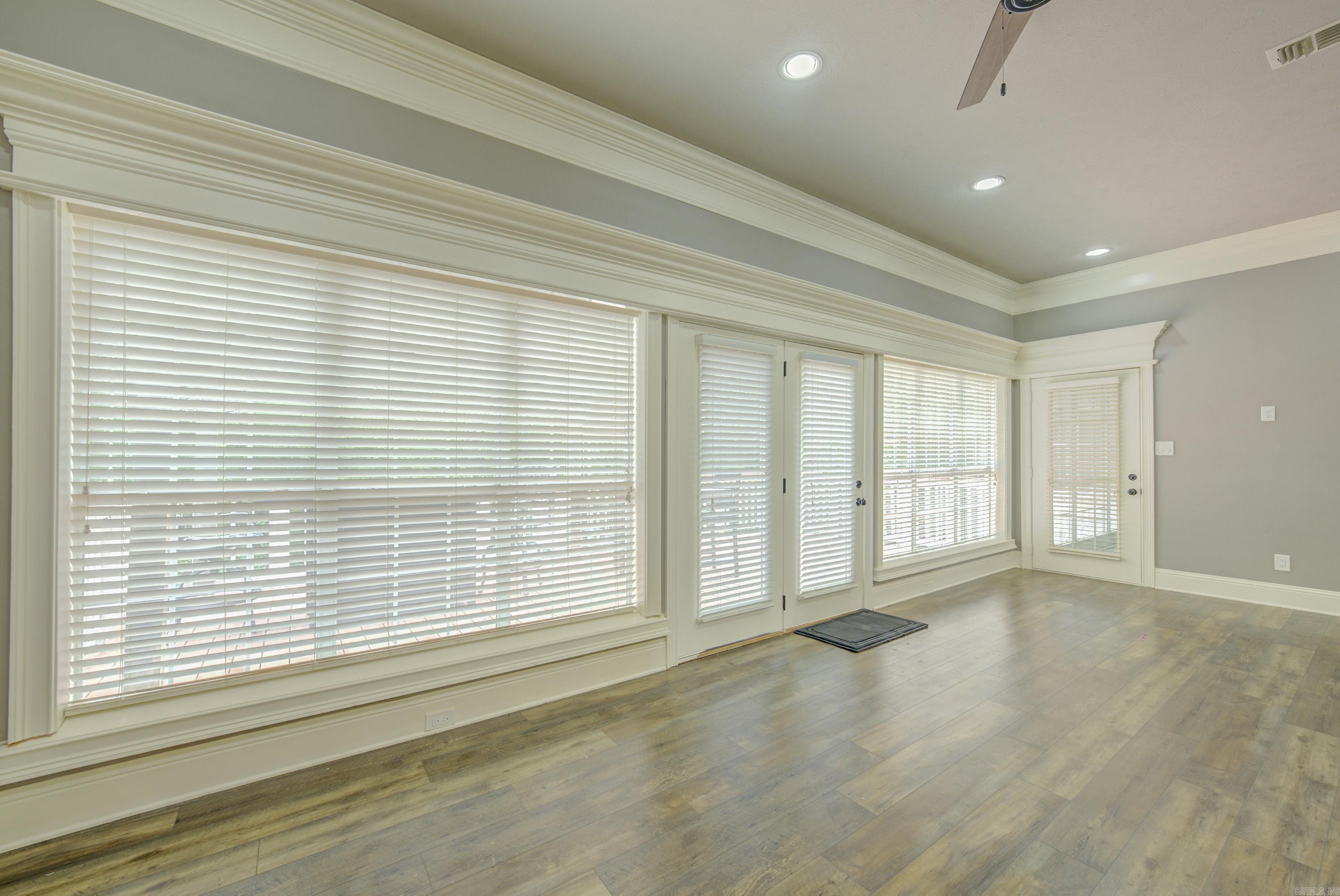 Tall Oaks - Residential