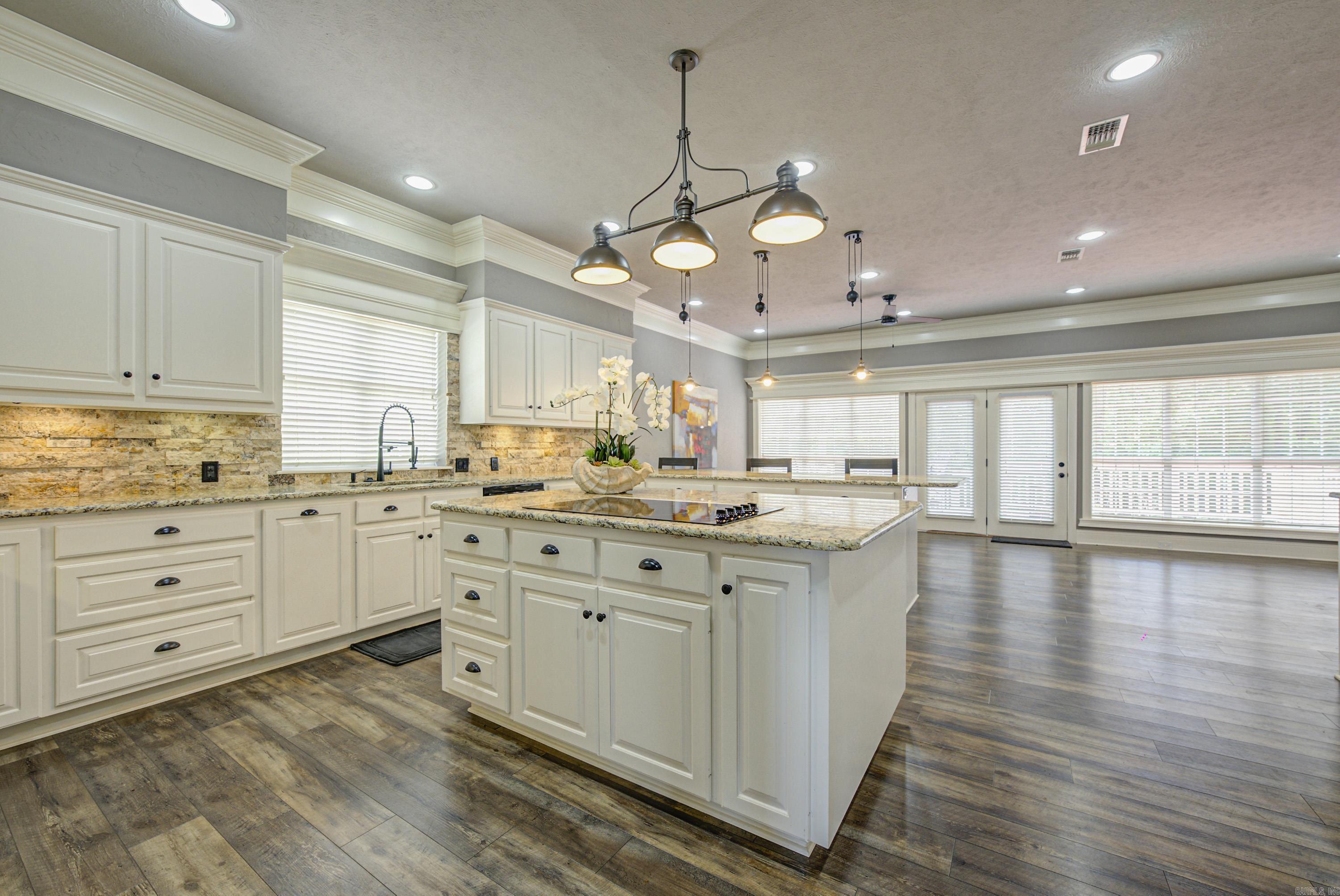 Tall Oaks - Residential