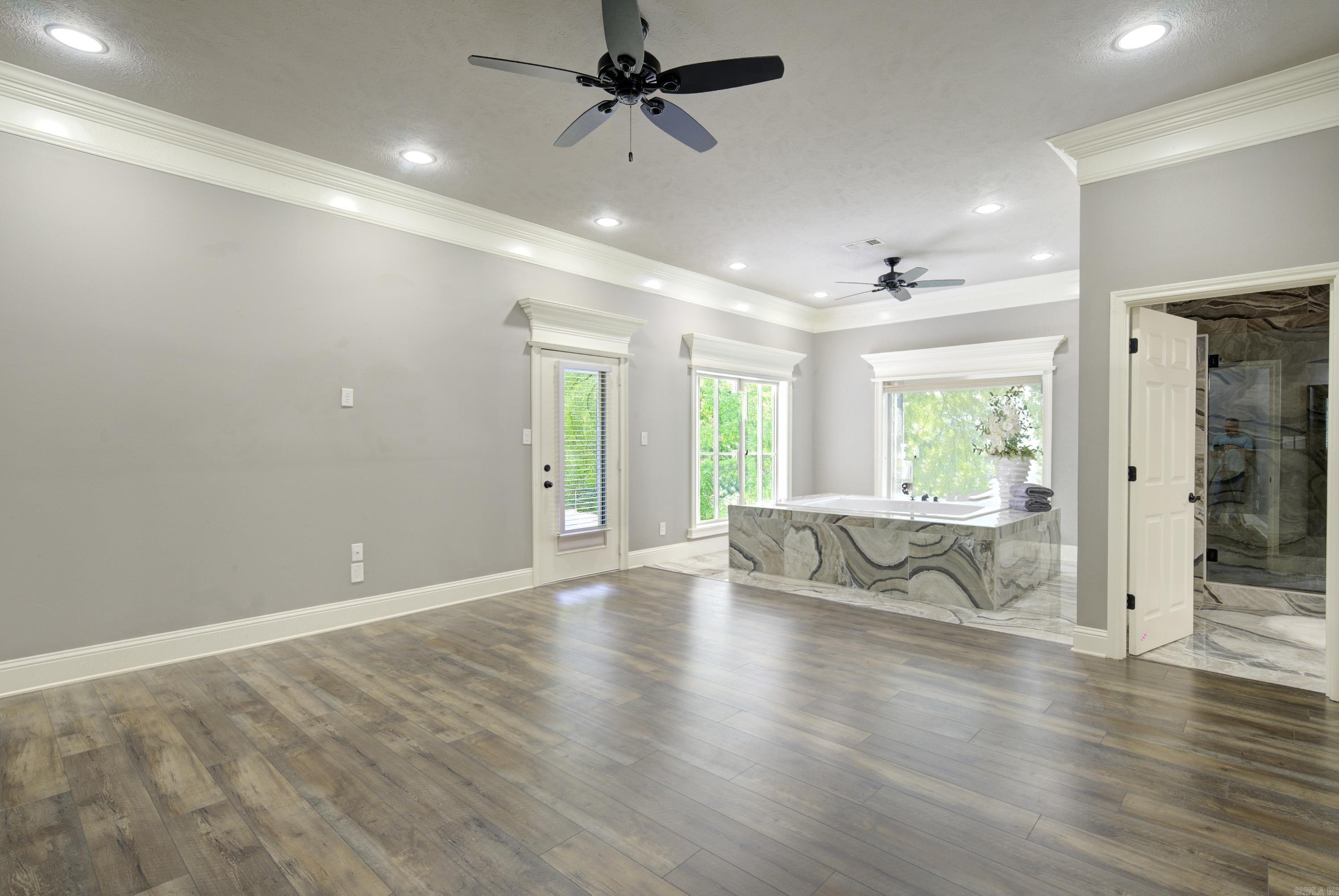 Tall Oaks - Residential