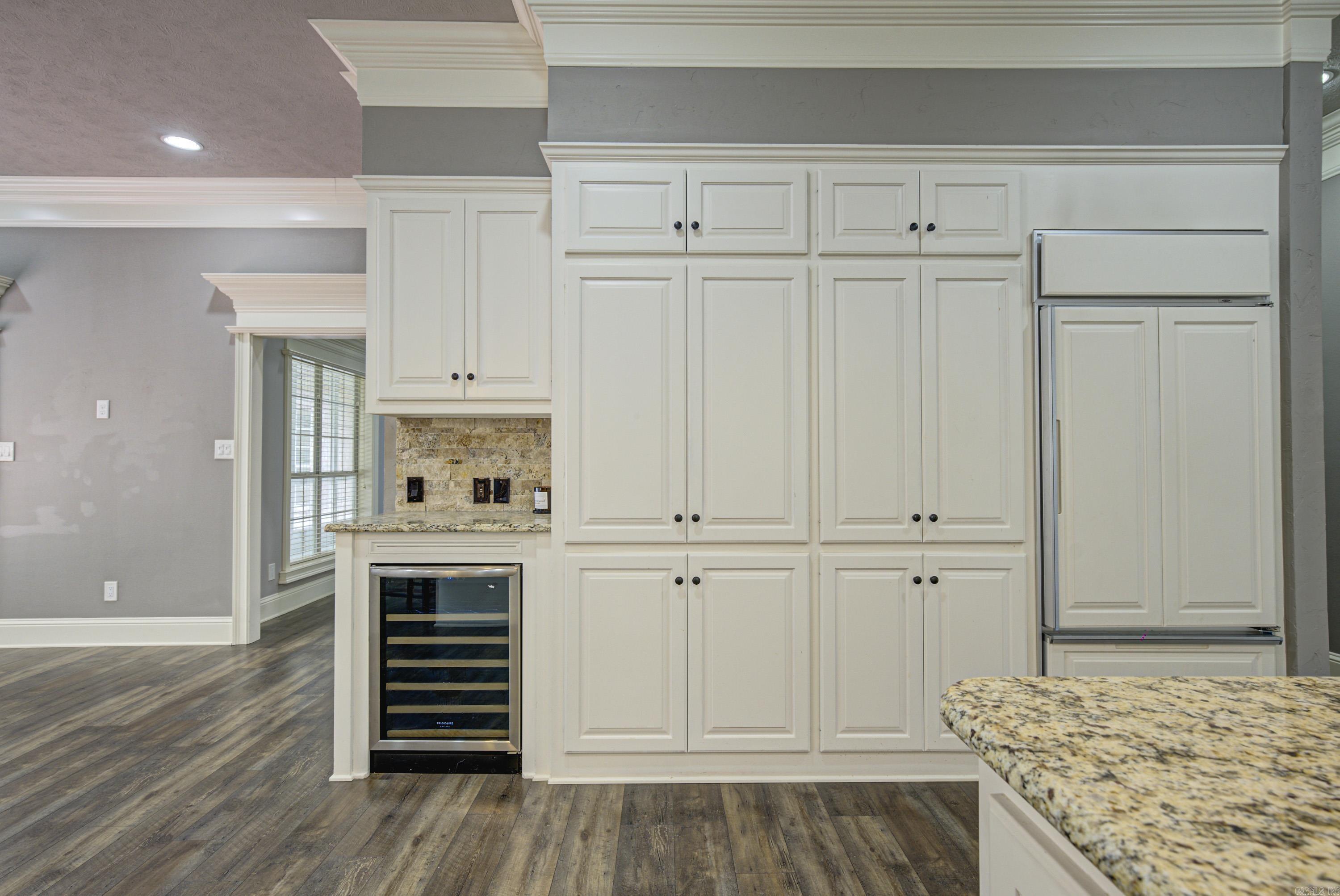 Tall Oaks - Residential