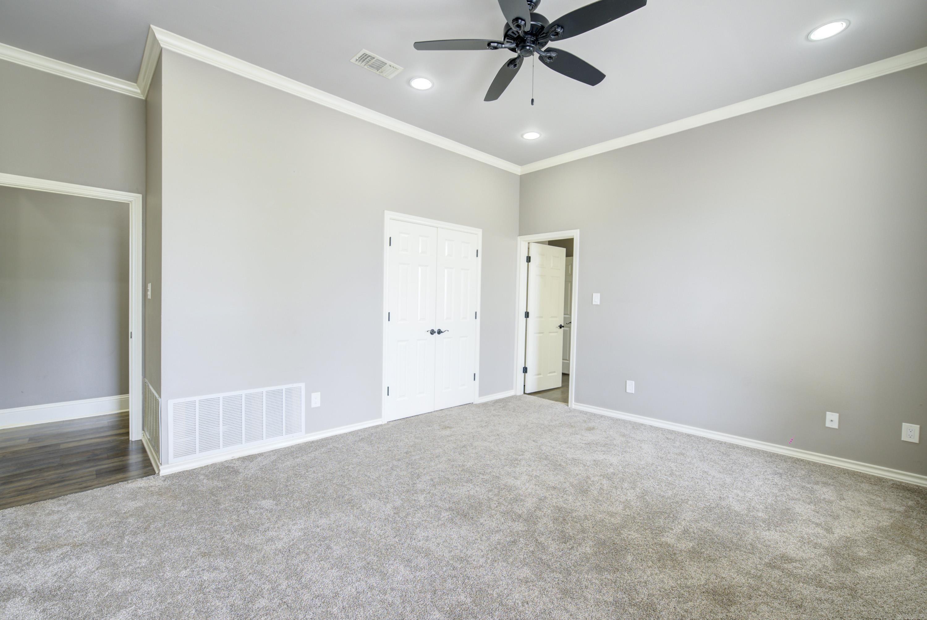 Tall Oaks - Residential