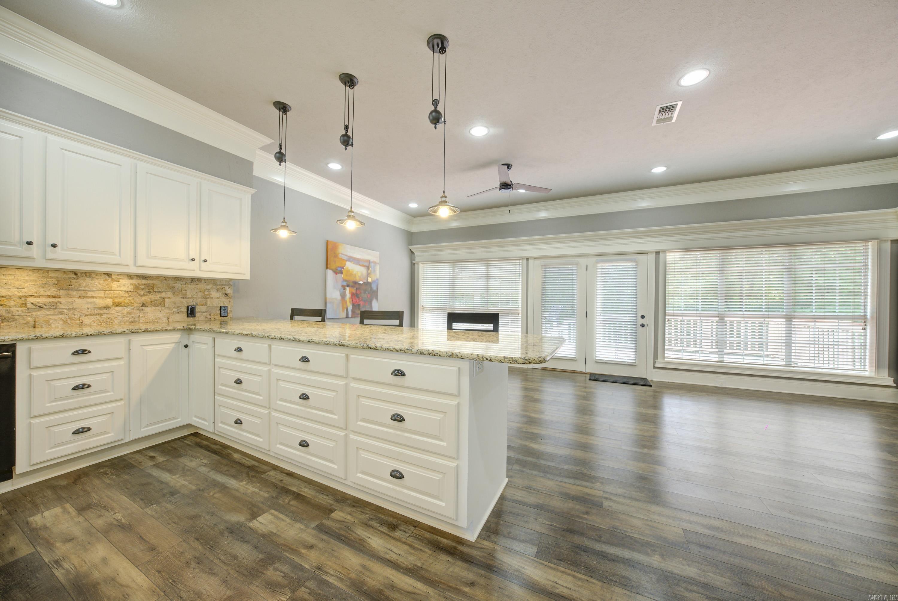 Tall Oaks - Residential