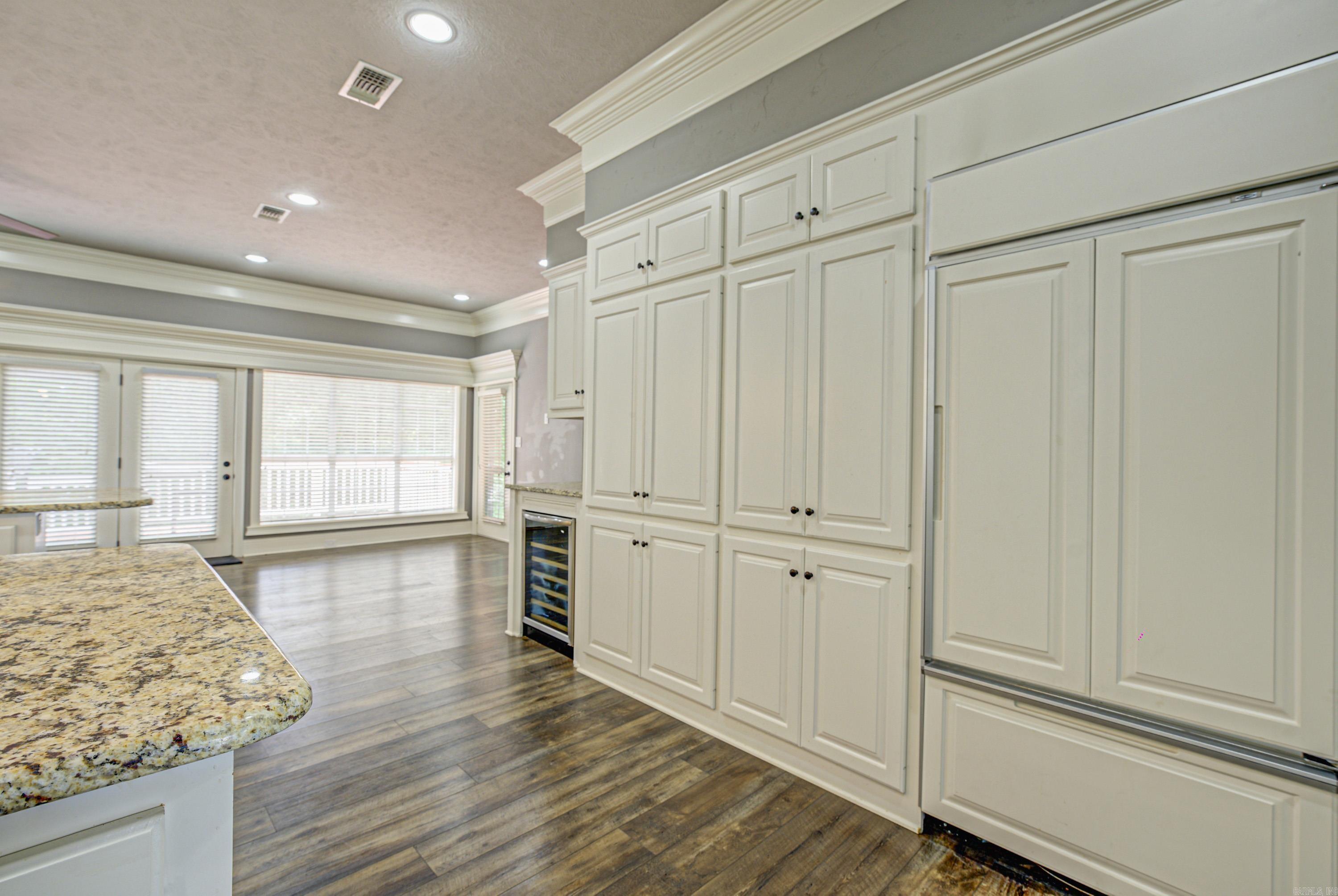 Tall Oaks - Residential