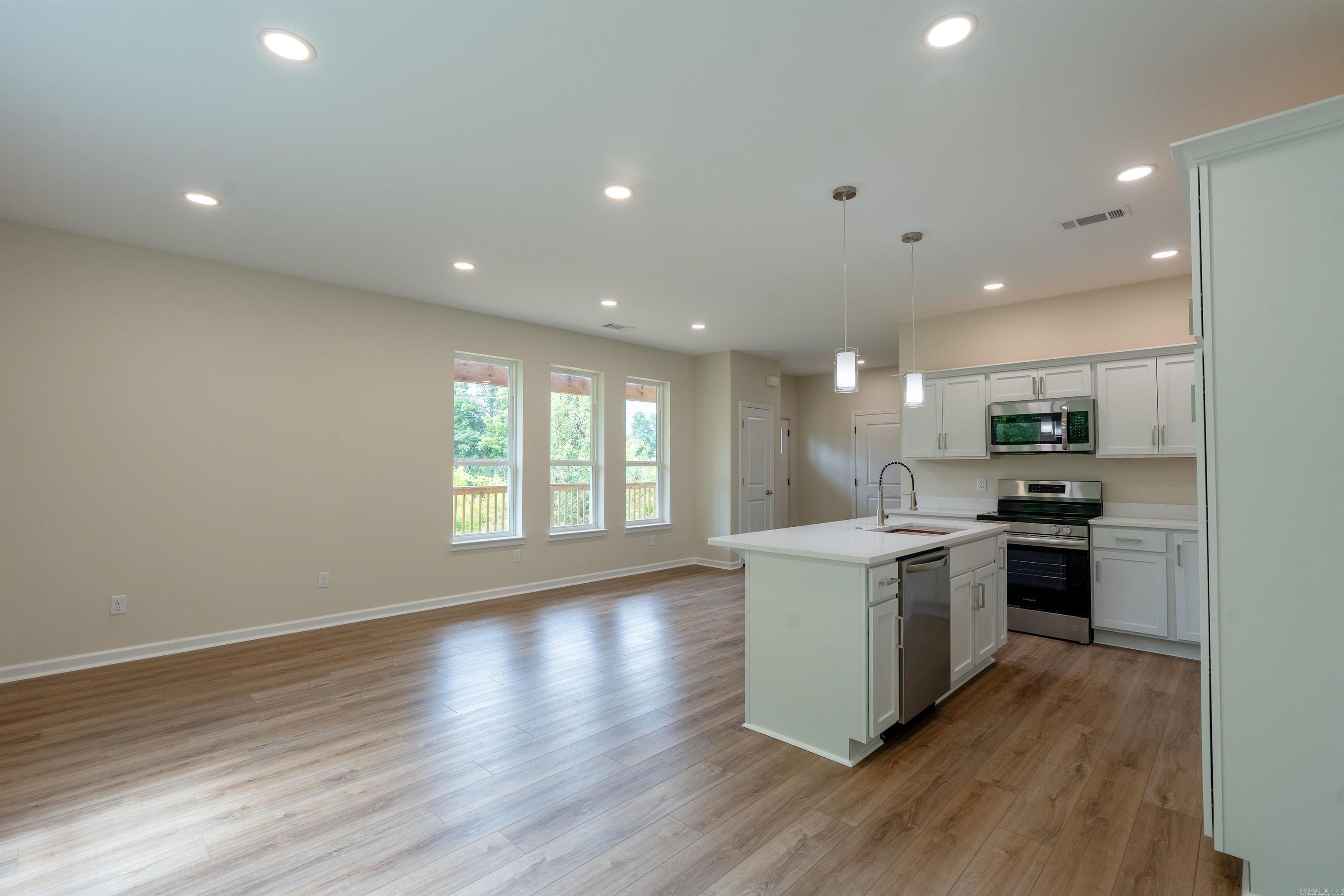 OXBOW LANDING - Residential