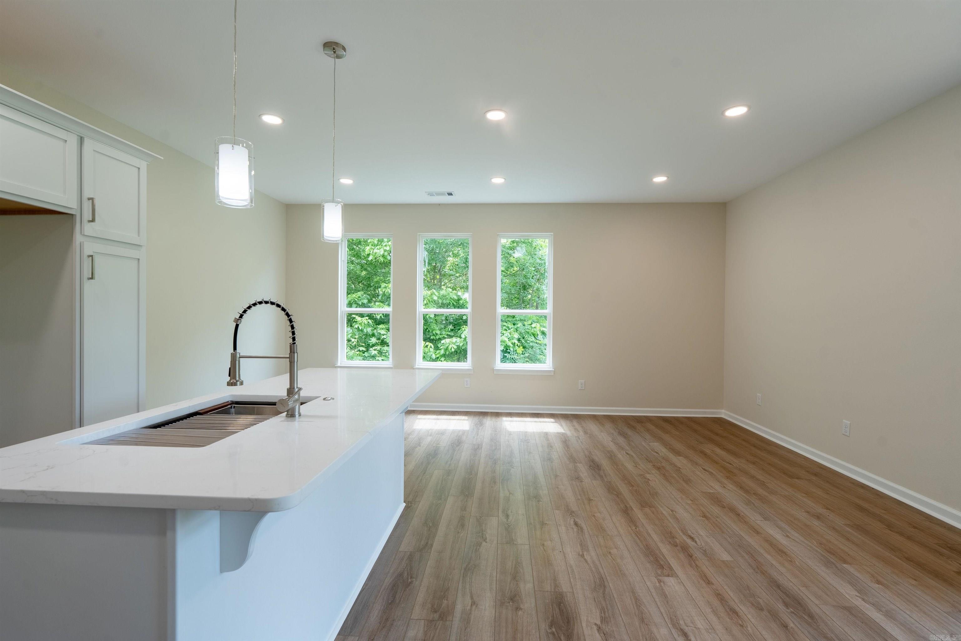 OXBOW LANDING - Residential