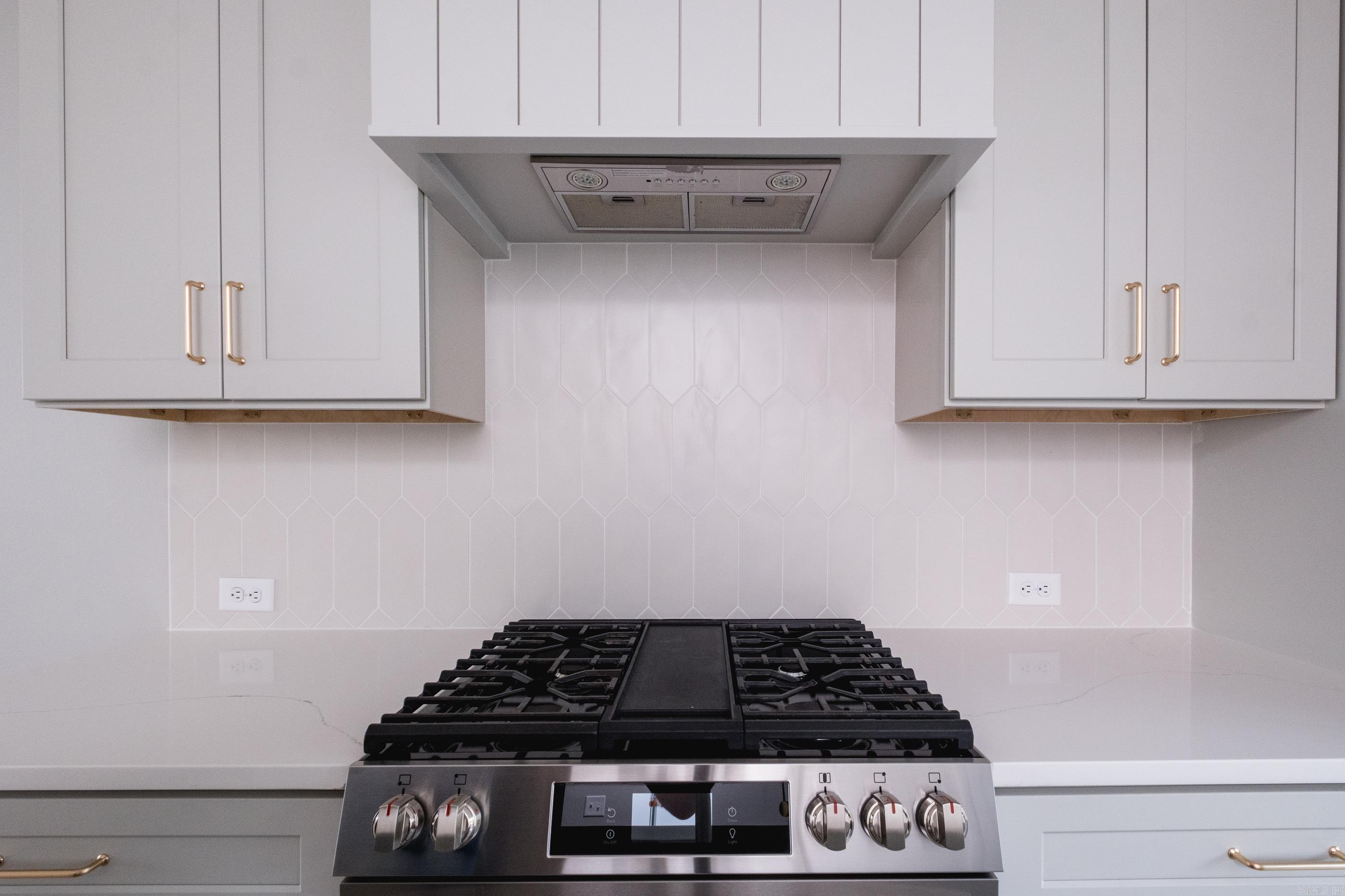 KINGWOOD PLACE - Residential