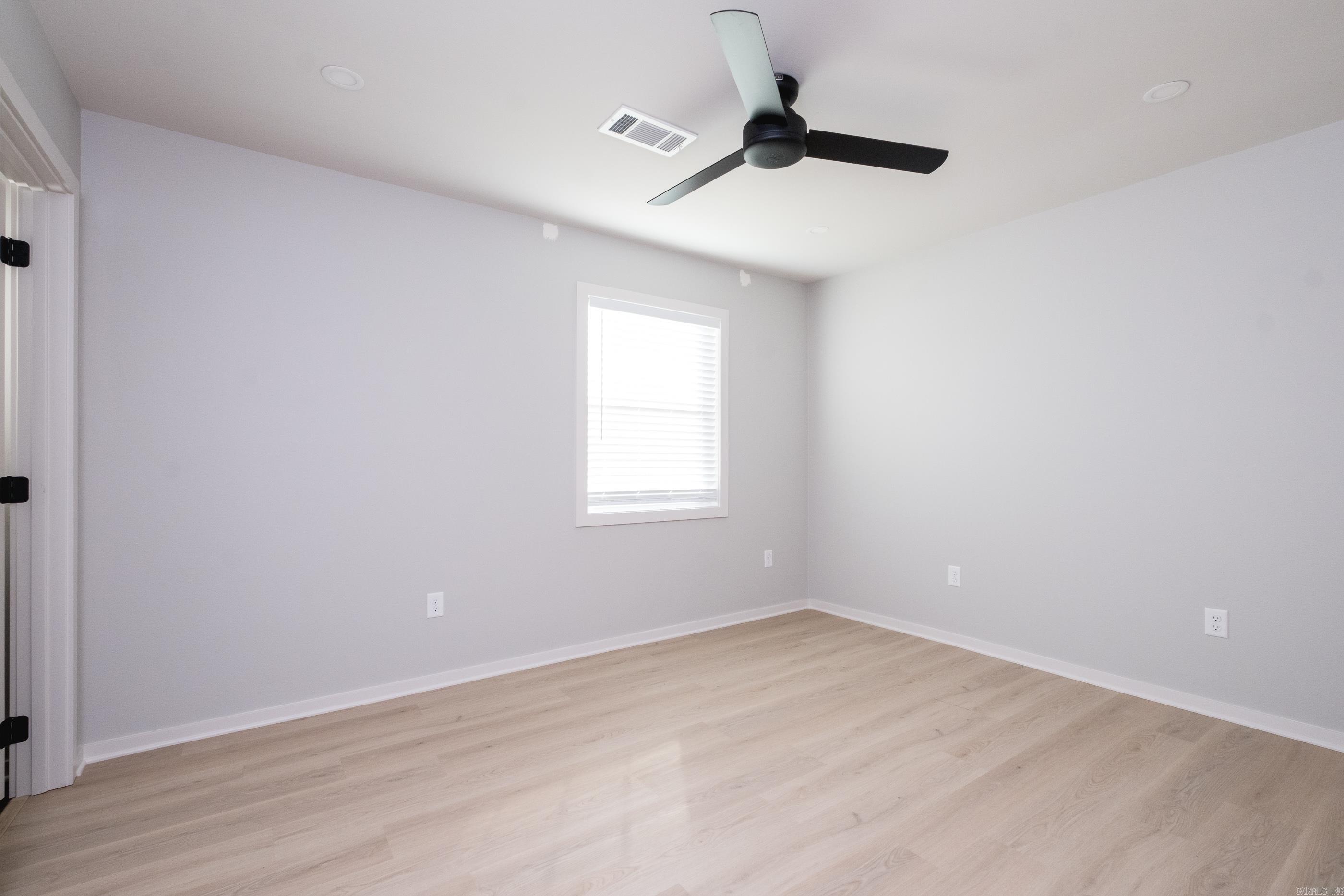 KINGWOOD PLACE - Residential