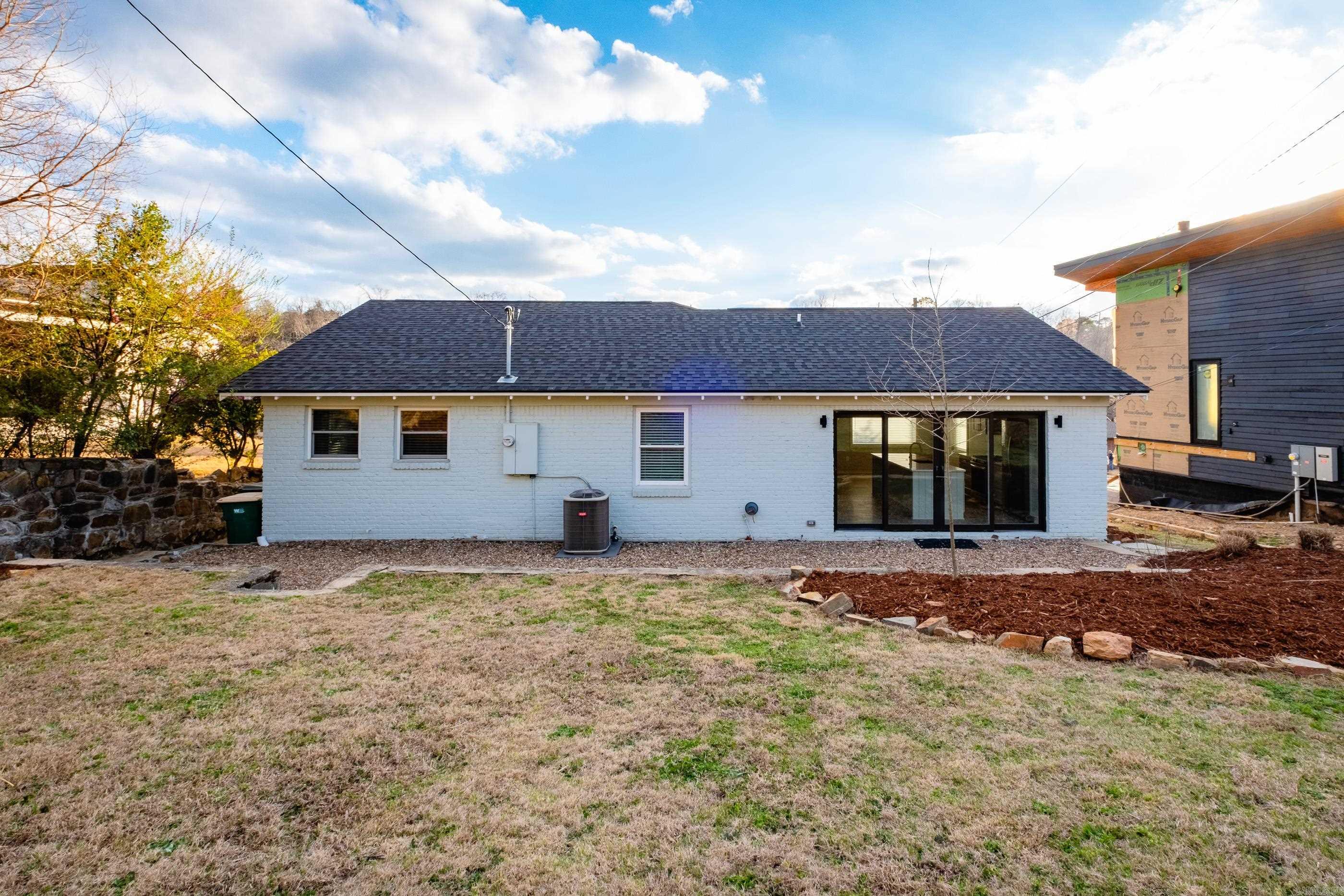 KINGWOOD PLACE - Residential