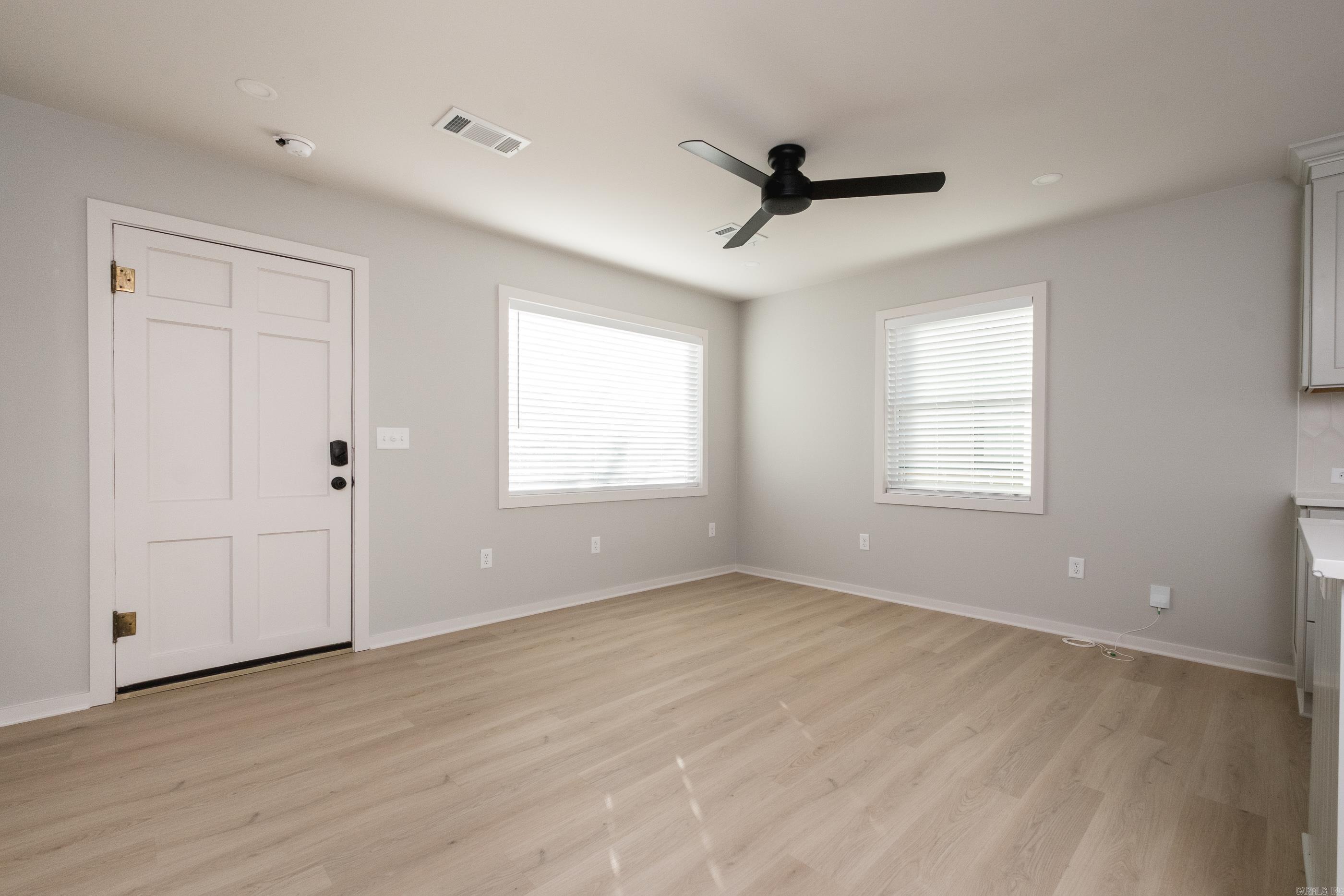 KINGWOOD PLACE - Residential