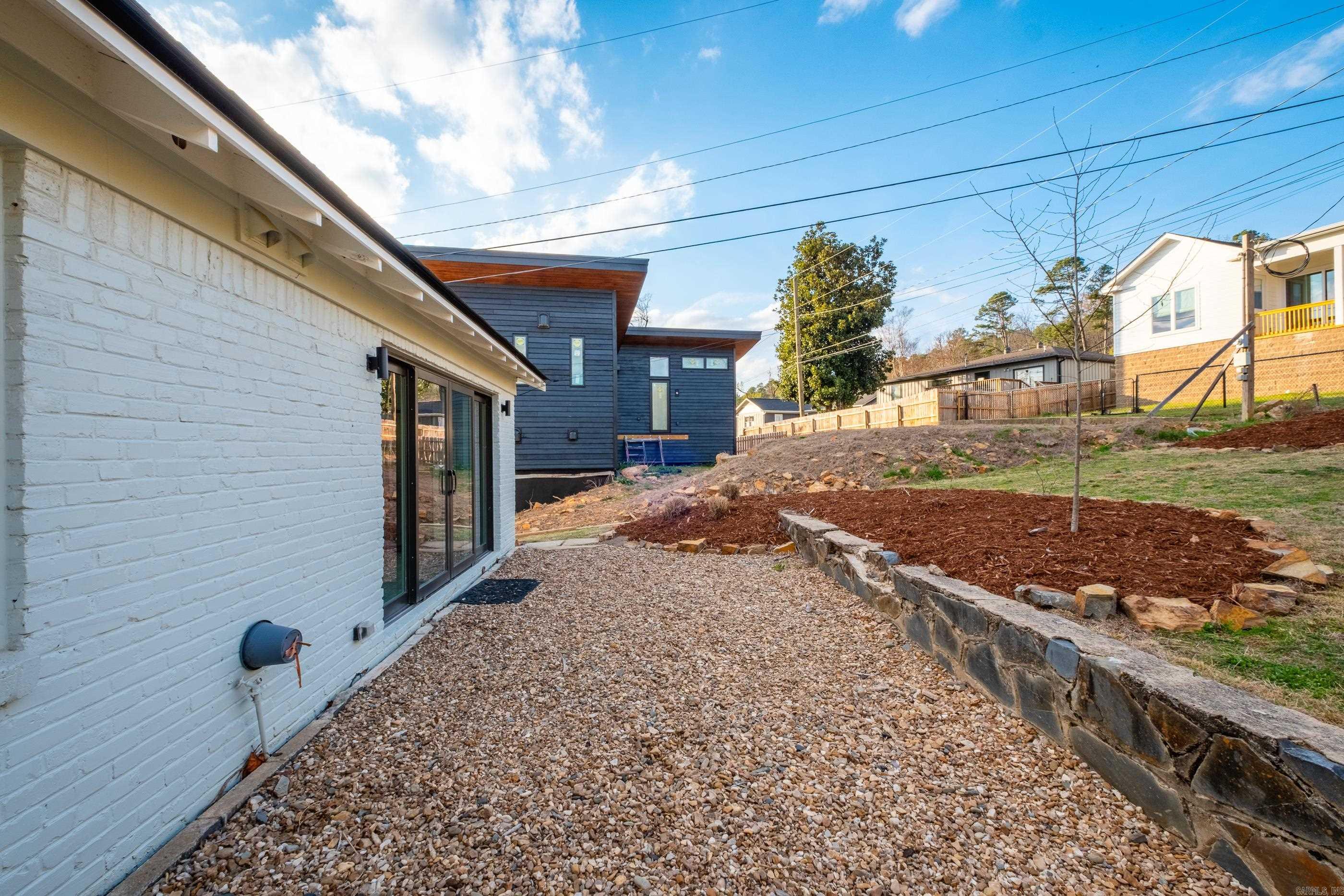 KINGWOOD PLACE - Residential