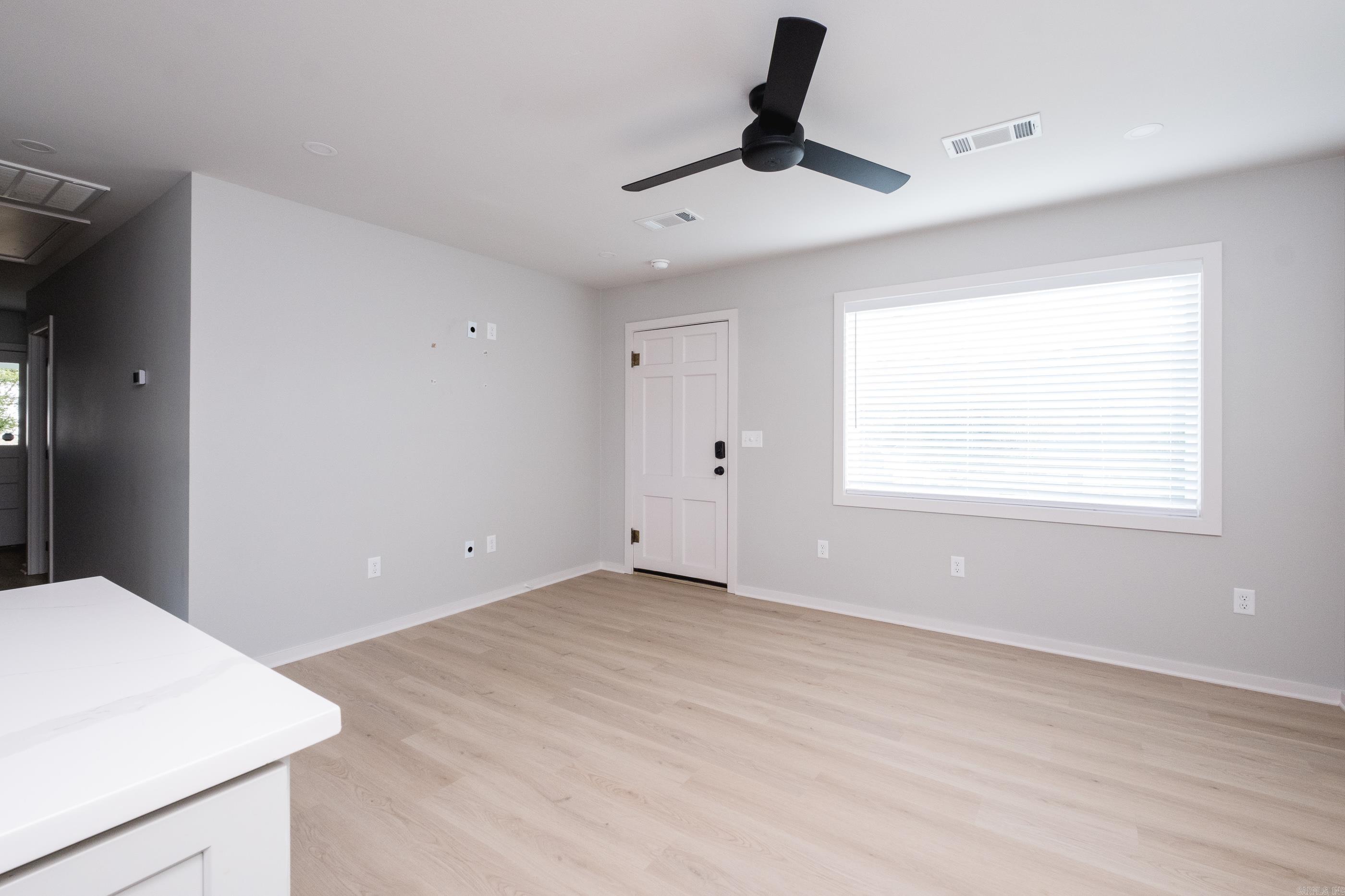 KINGWOOD PLACE - Residential