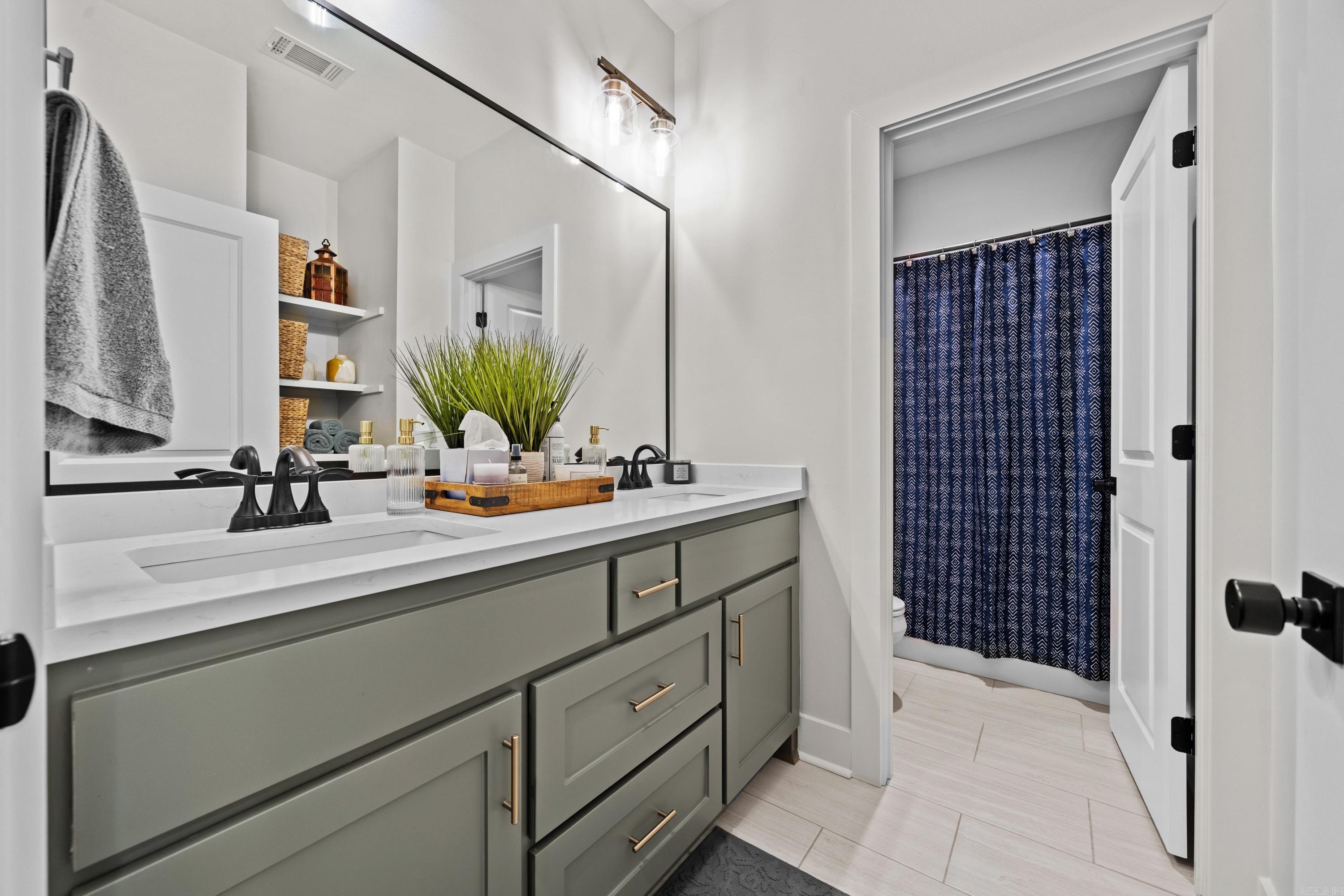 LOCHRIDGE ESTATES - Residential