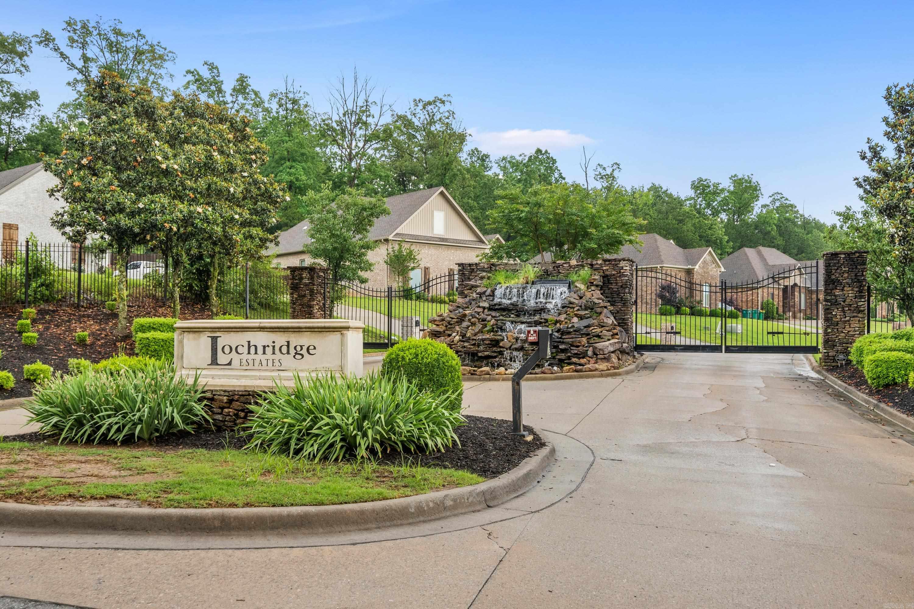 LOCHRIDGE ESTATES - Residential