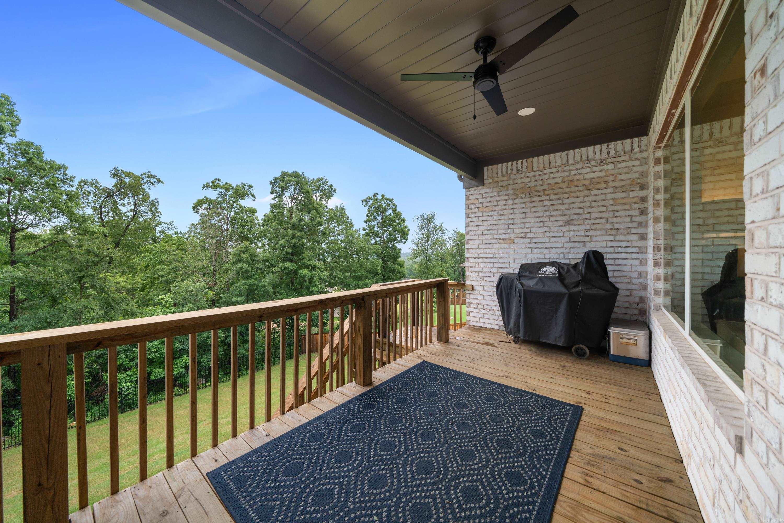 LOCHRIDGE ESTATES - Residential