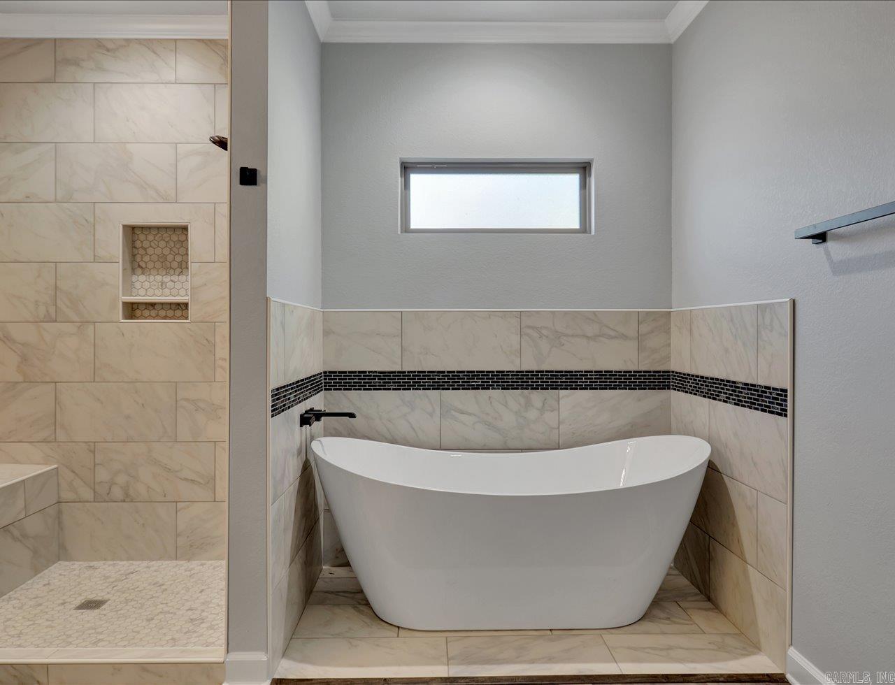 WAYMAKER WAY - Residential