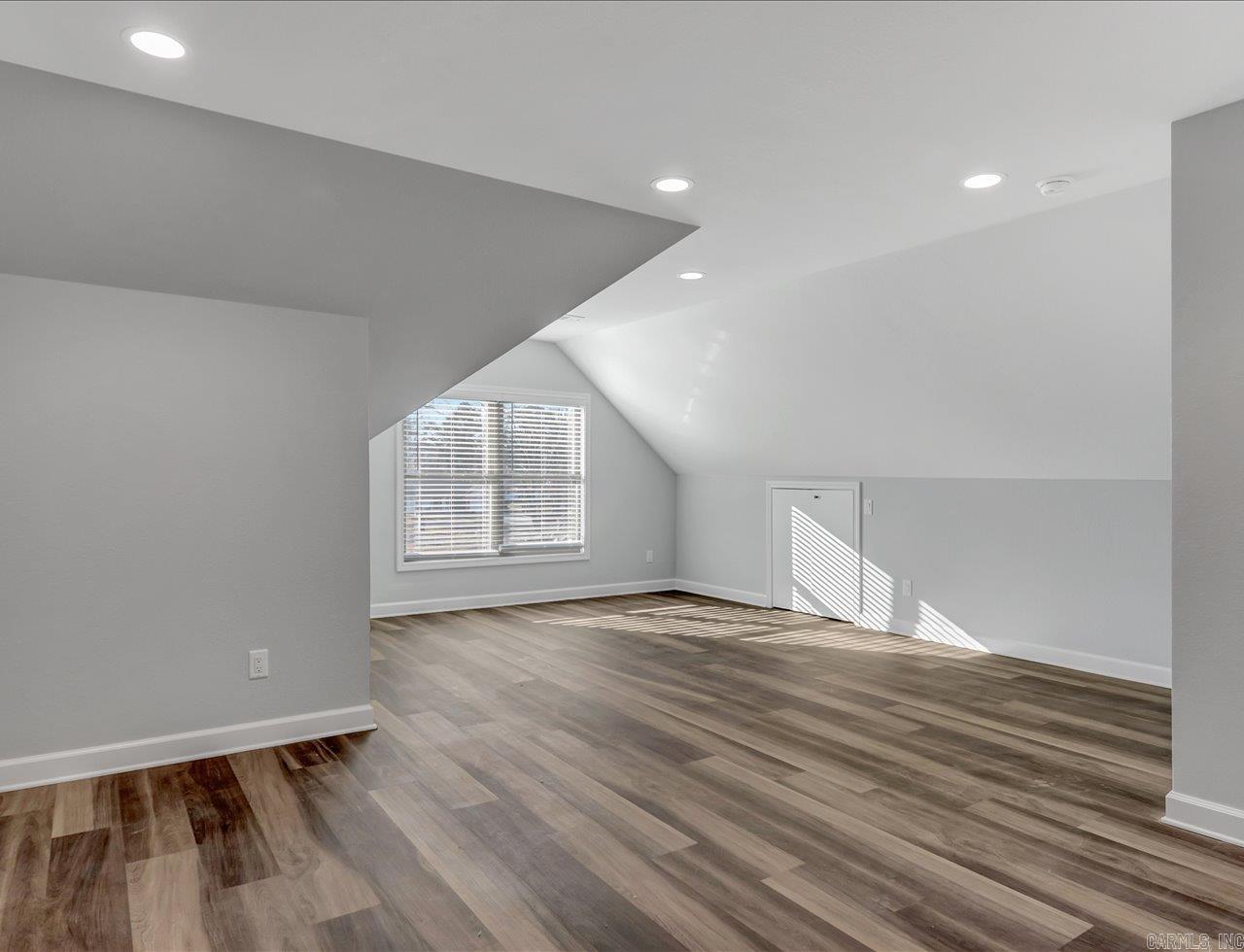 WAYMAKER WAY - Residential