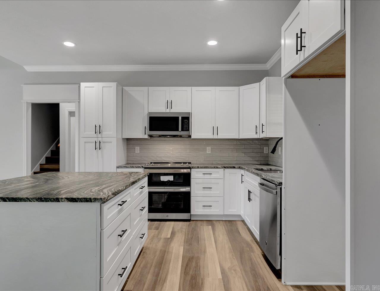 WAYMAKER WAY - Residential