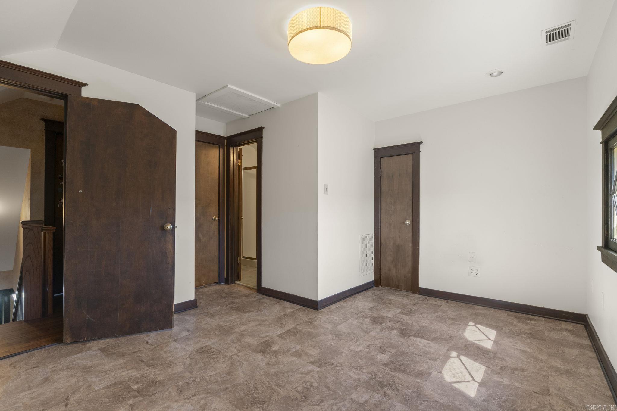 STIFFTS C S - Residential