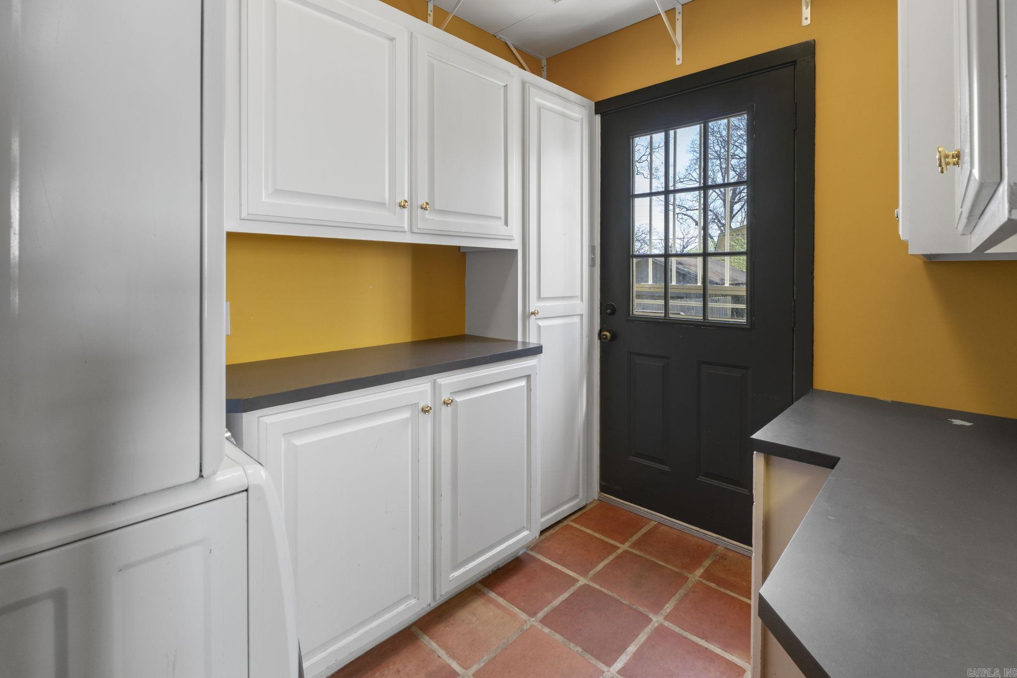 STIFFTS C S - Residential