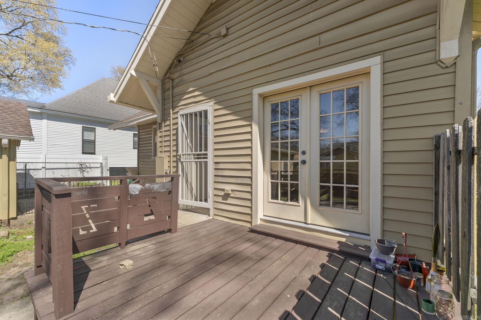 STIFFTS C S - Residential