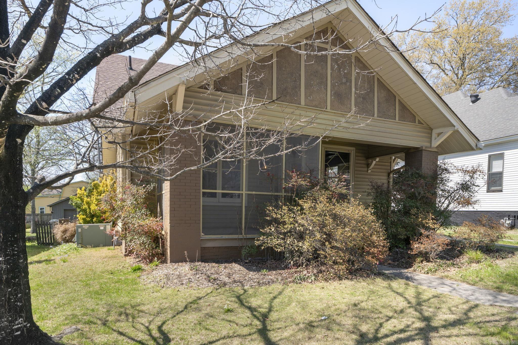 STIFFTS C S - Residential