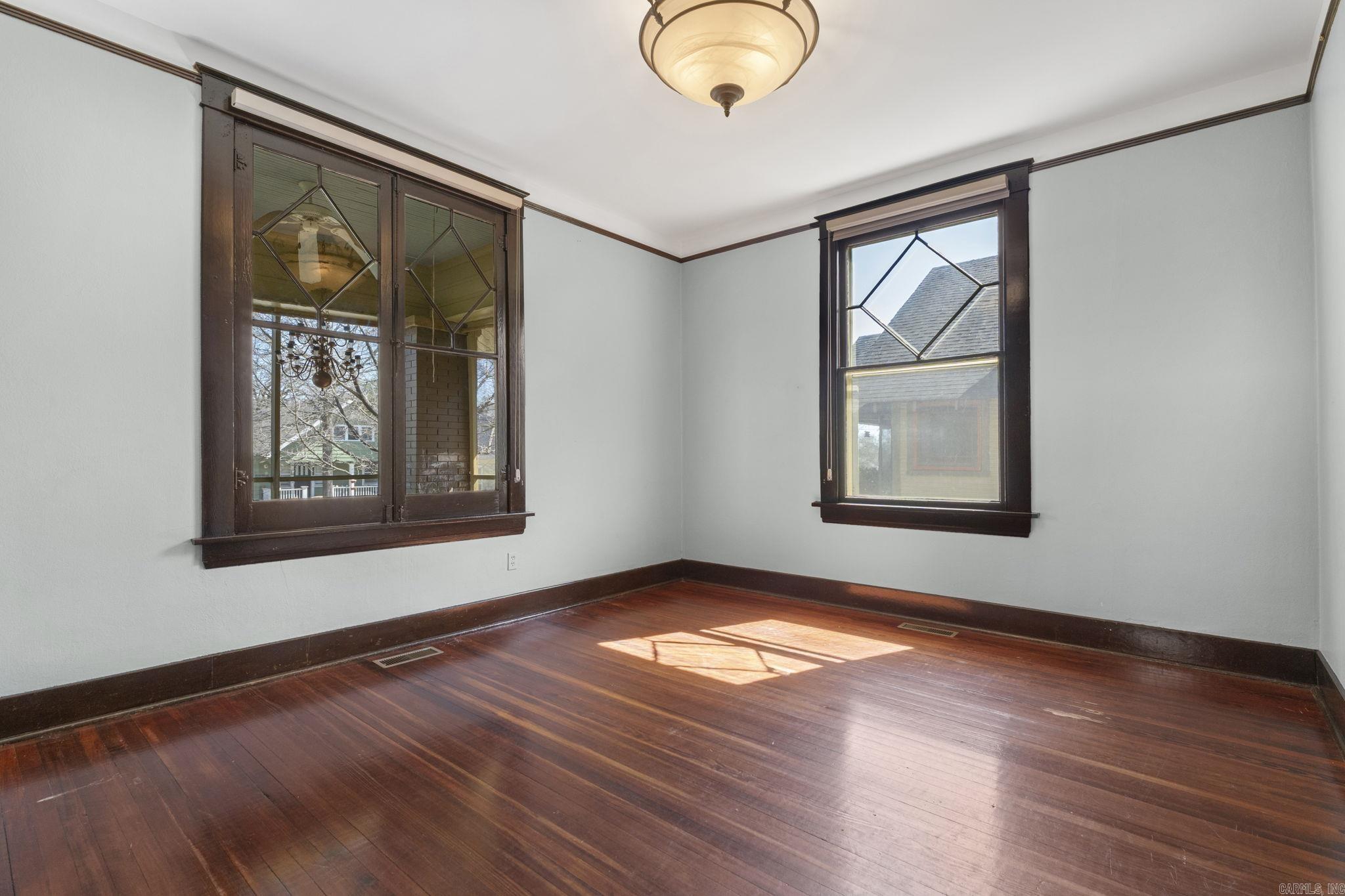 STIFFTS C S - Residential