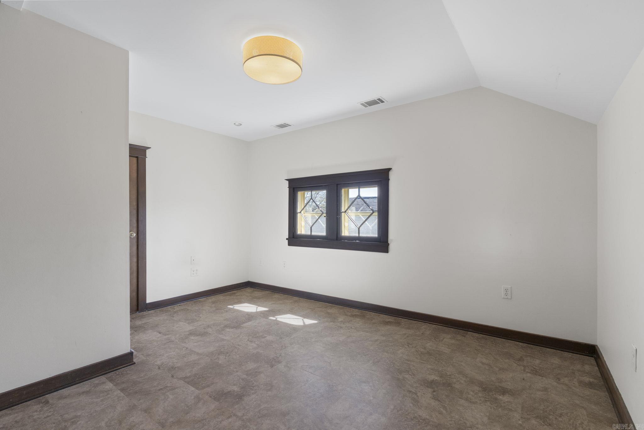 STIFFTS C S - Residential