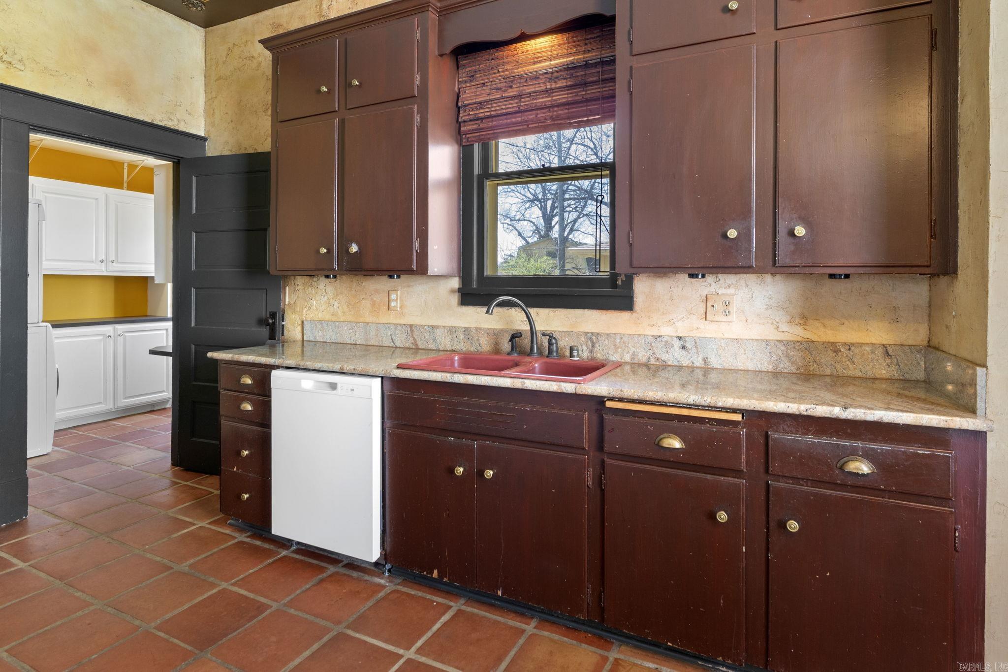 STIFFTS C S - Residential