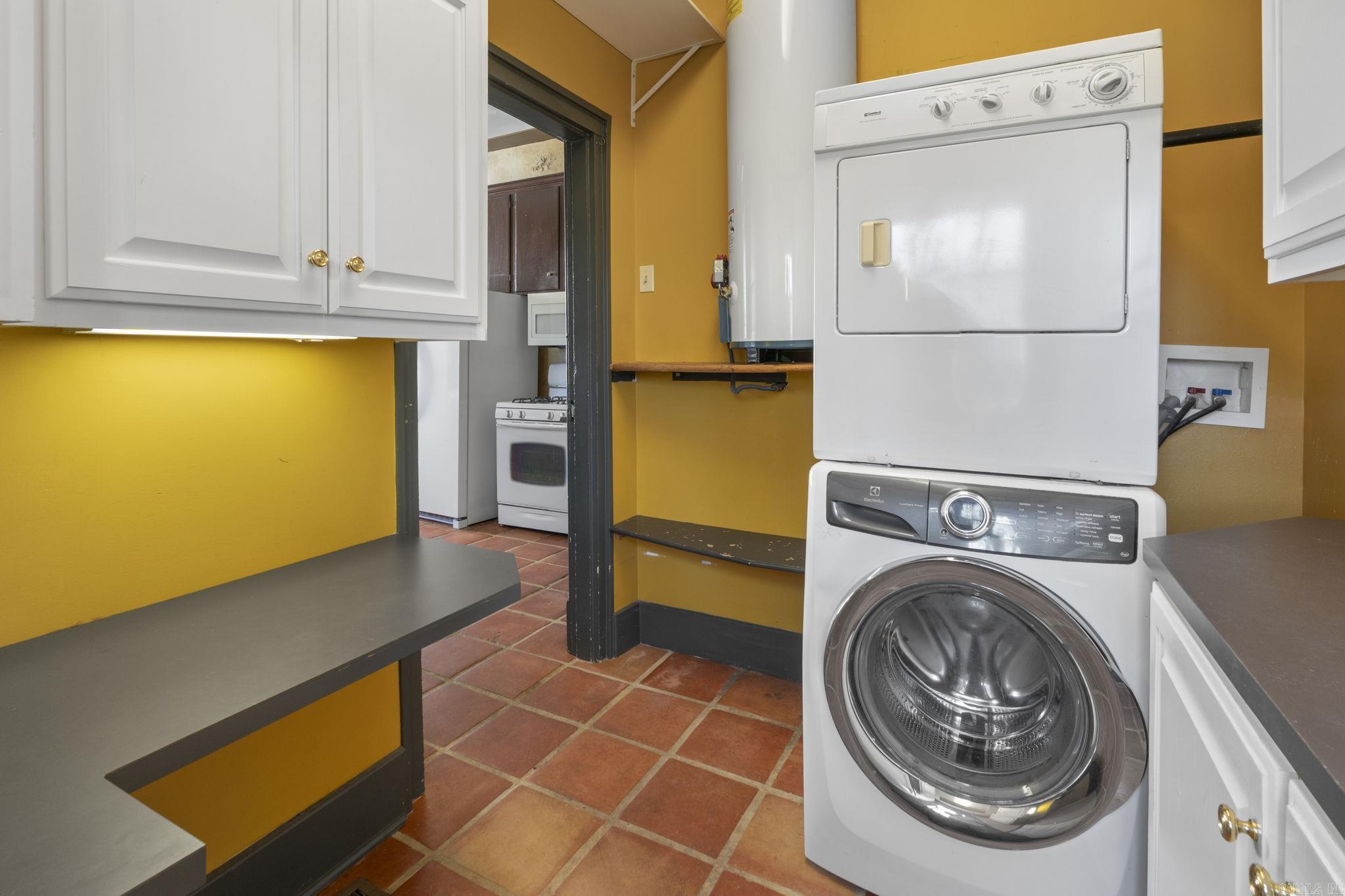 STIFFTS C S - Residential