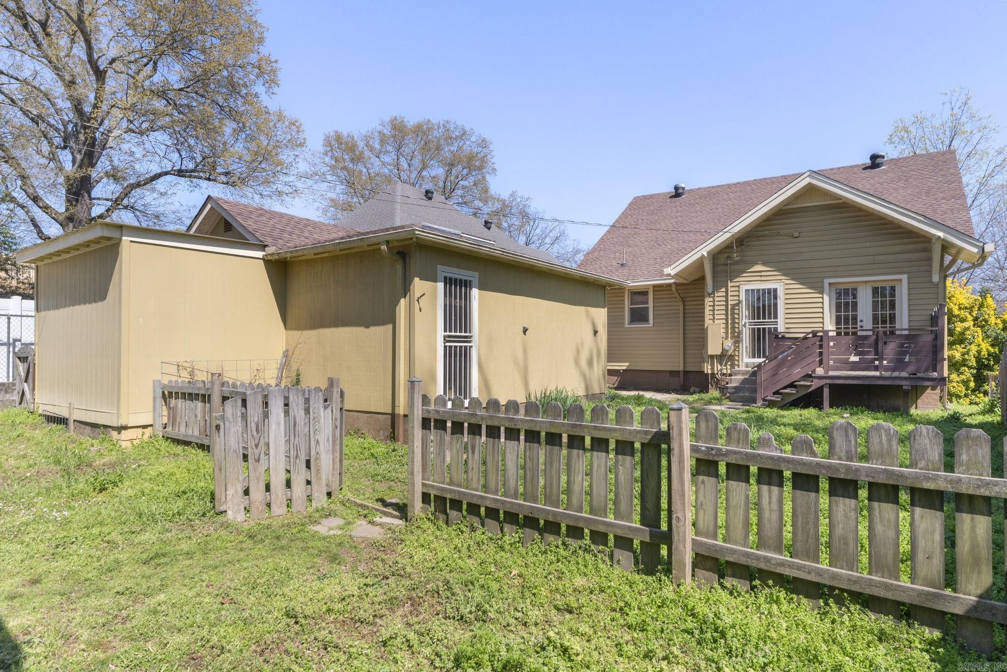 STIFFTS C S - Residential