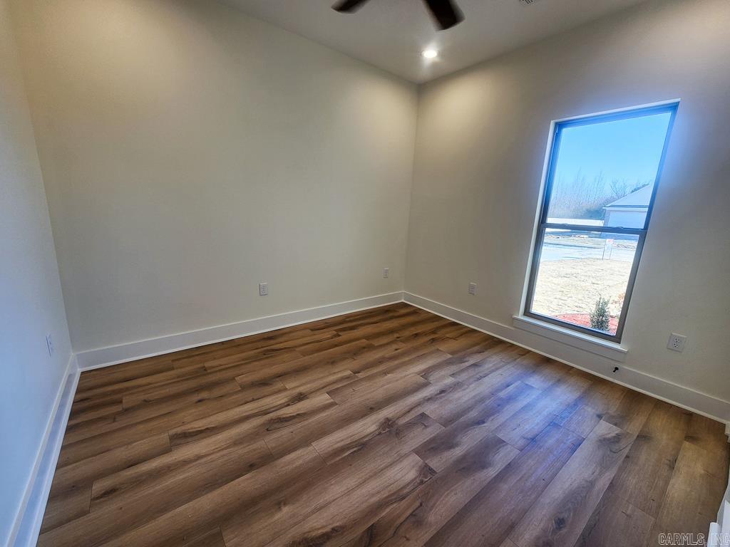 EAST MEADOW - Residential