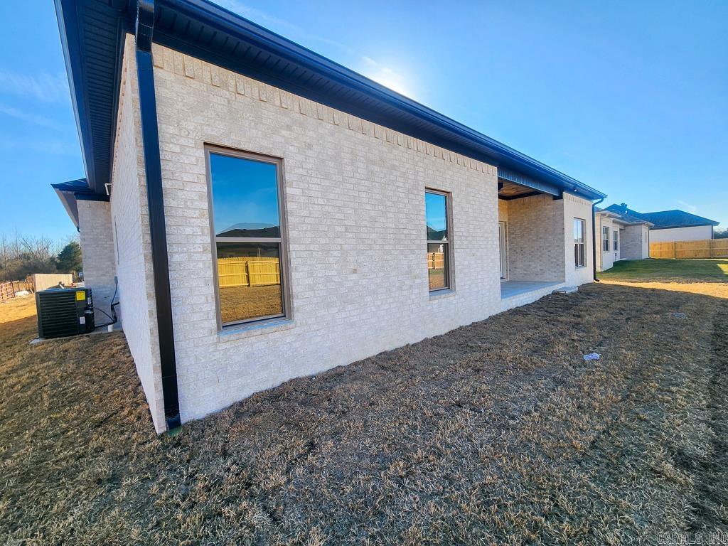 EAST MEADOW - Residential