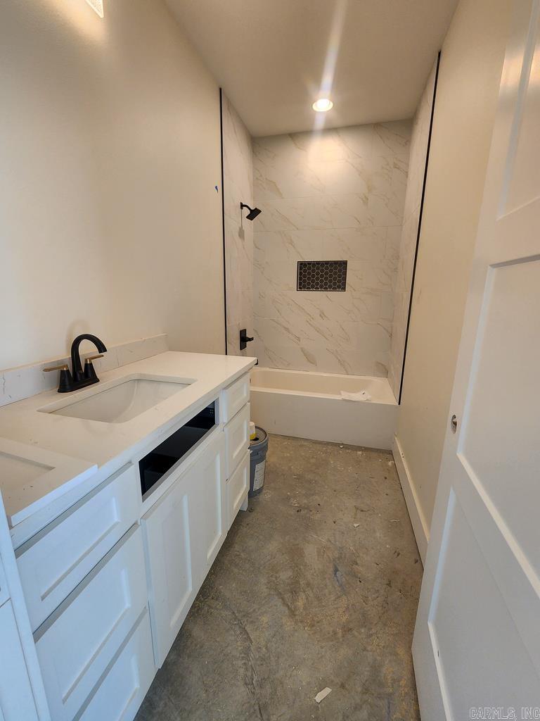 EAST MEADOW - Residential