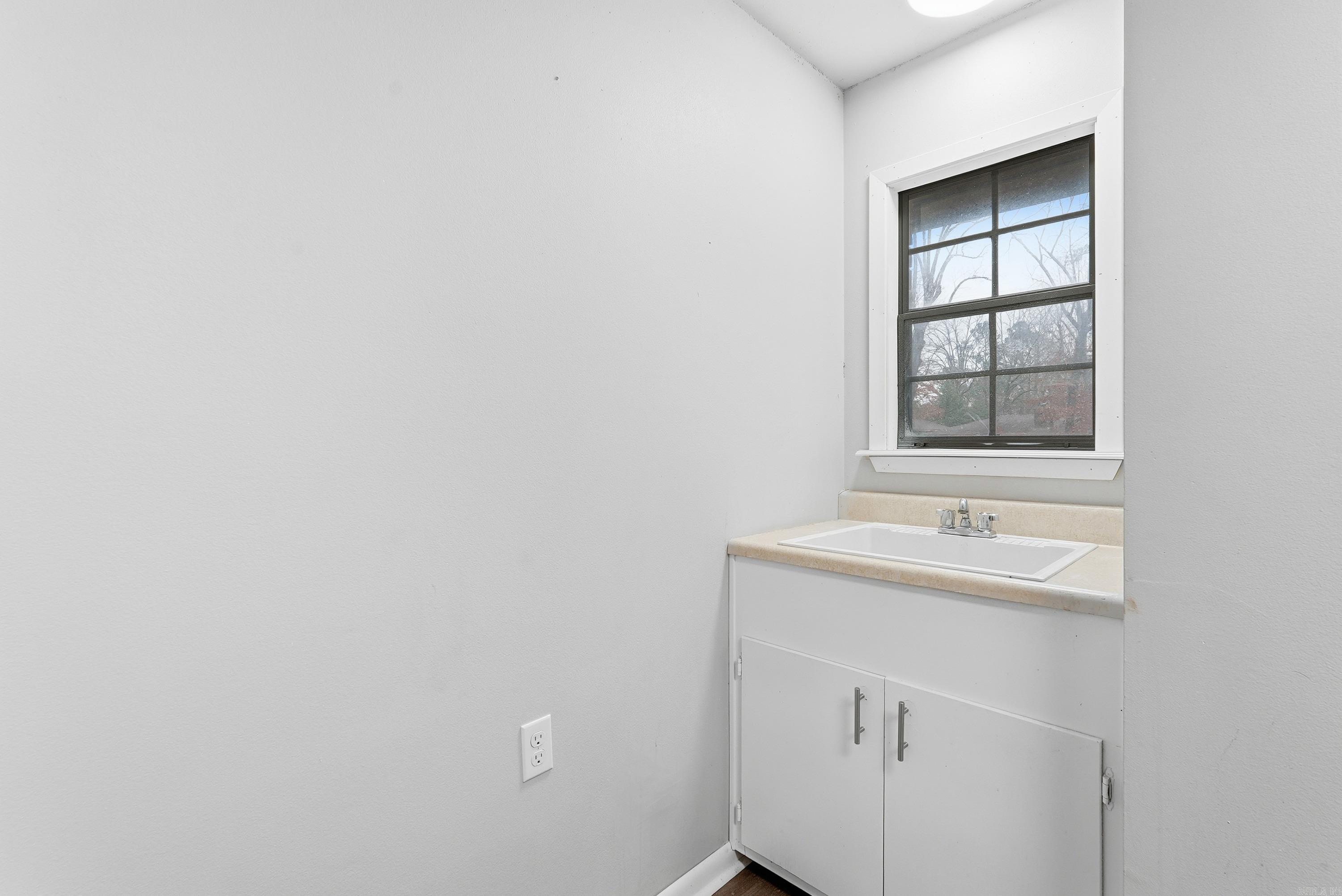 KENWOOD ADD - Residential