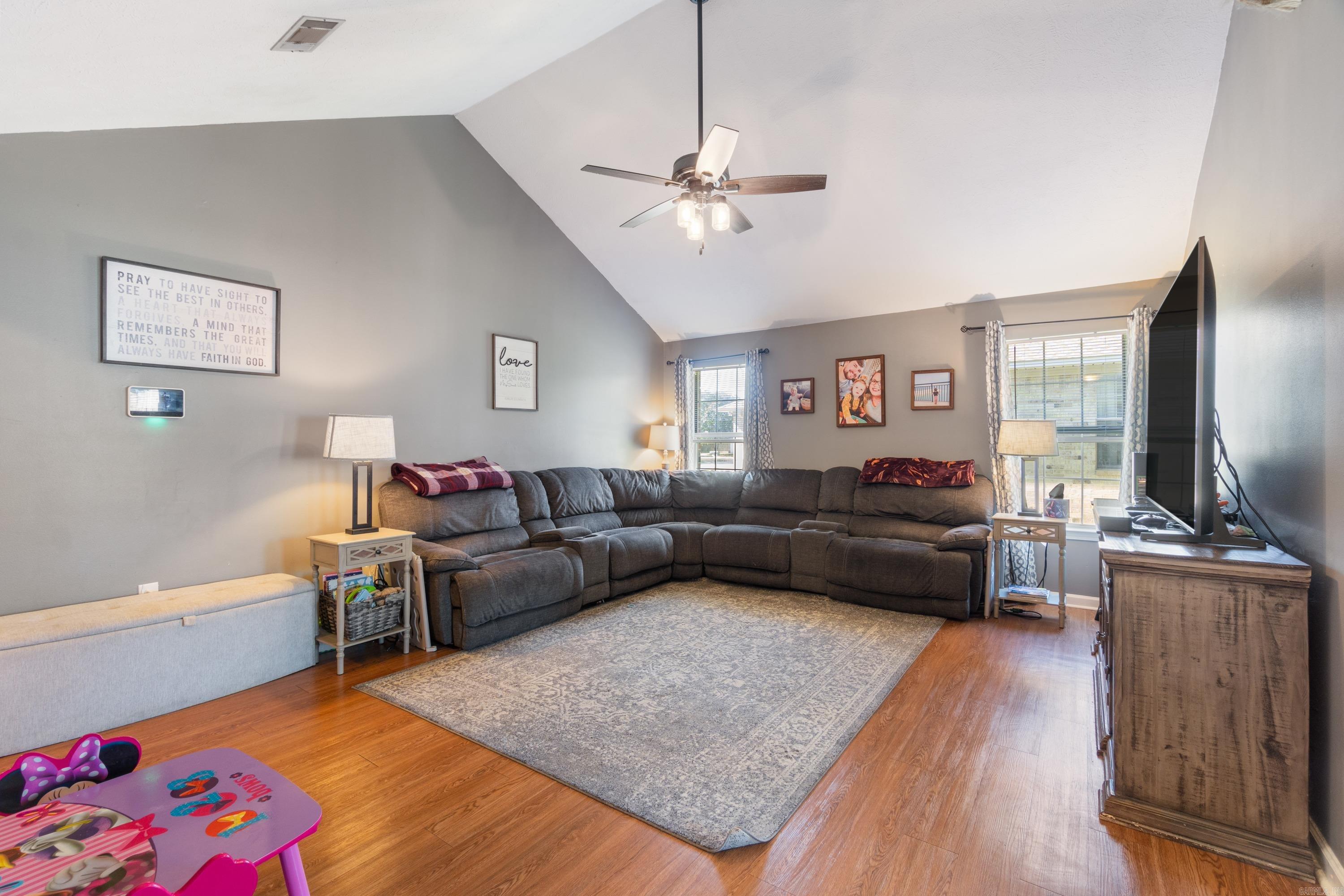 CHERUB COURT - Residential