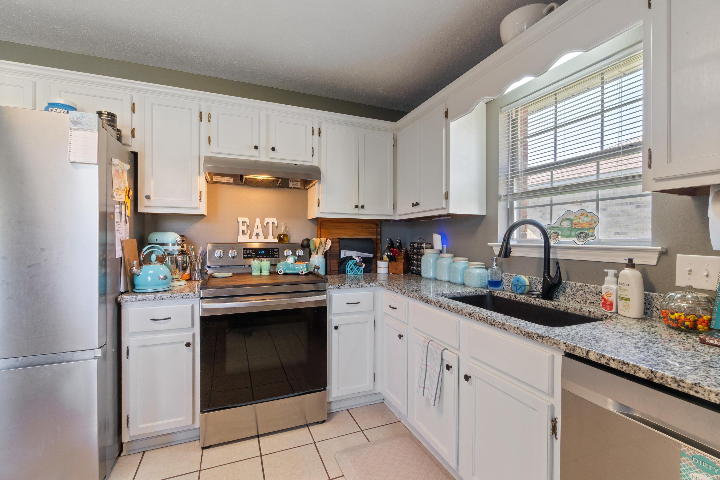 CHERUB COURT - Residential