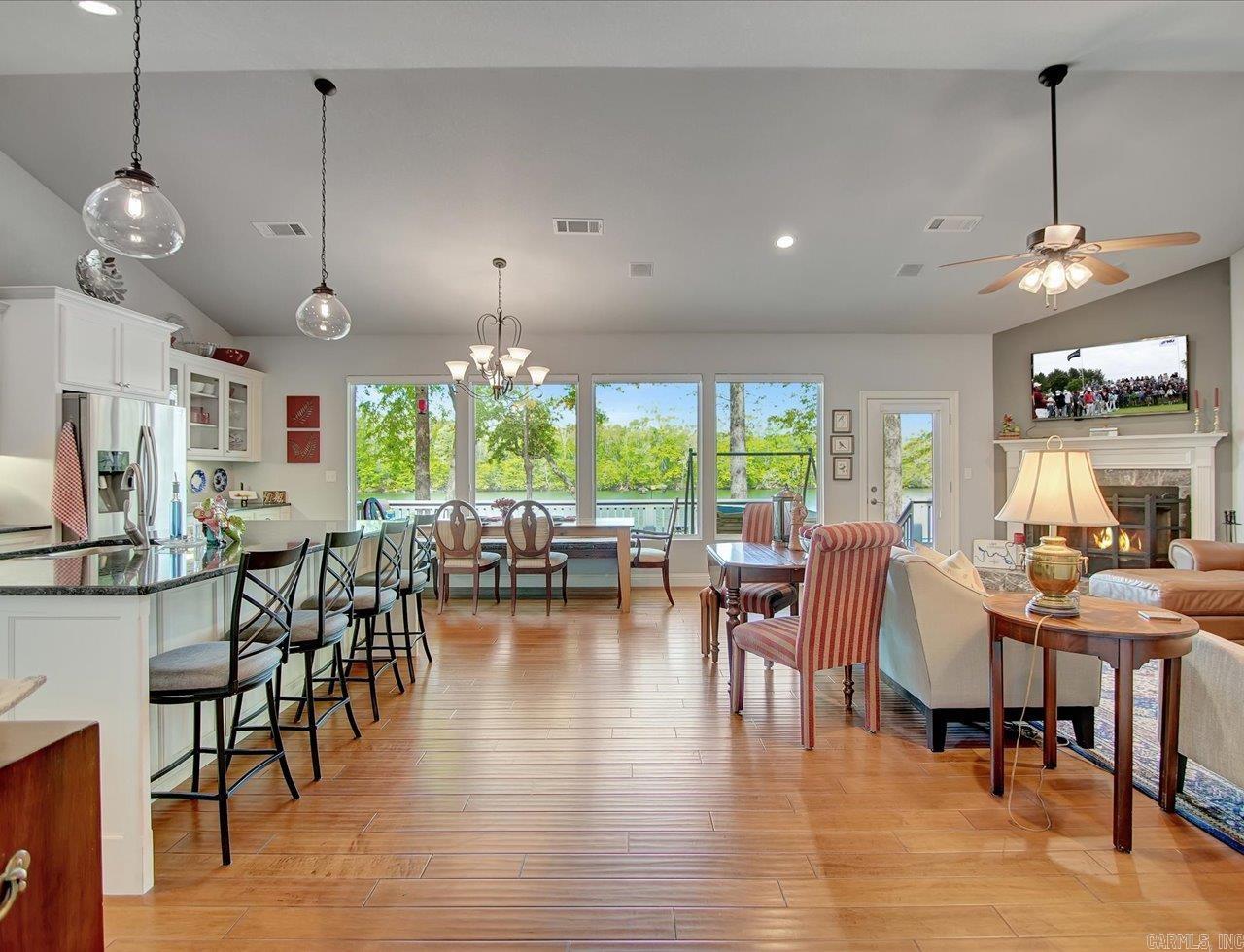 DIAMONDHEAD N - Residential