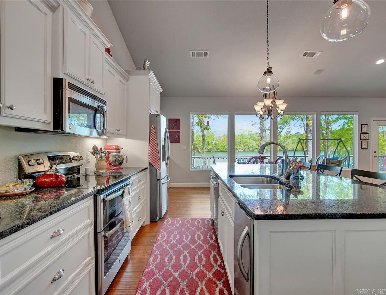 DIAMONDHEAD N - Residential