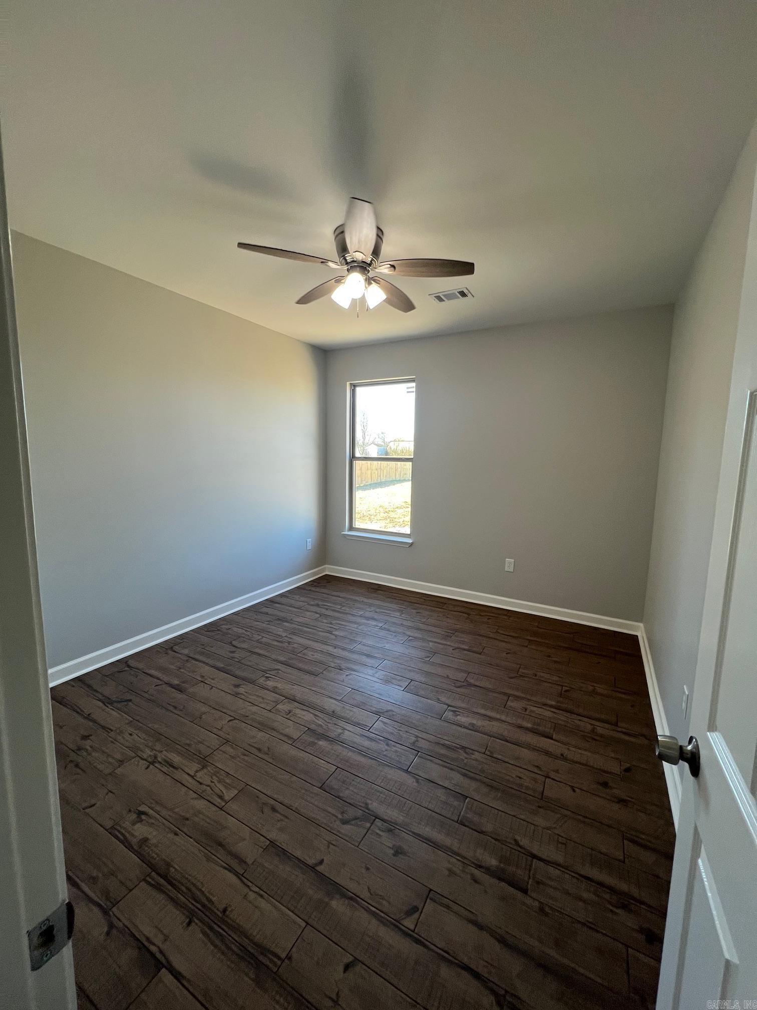 COUNTRY MEADOWS - Residential