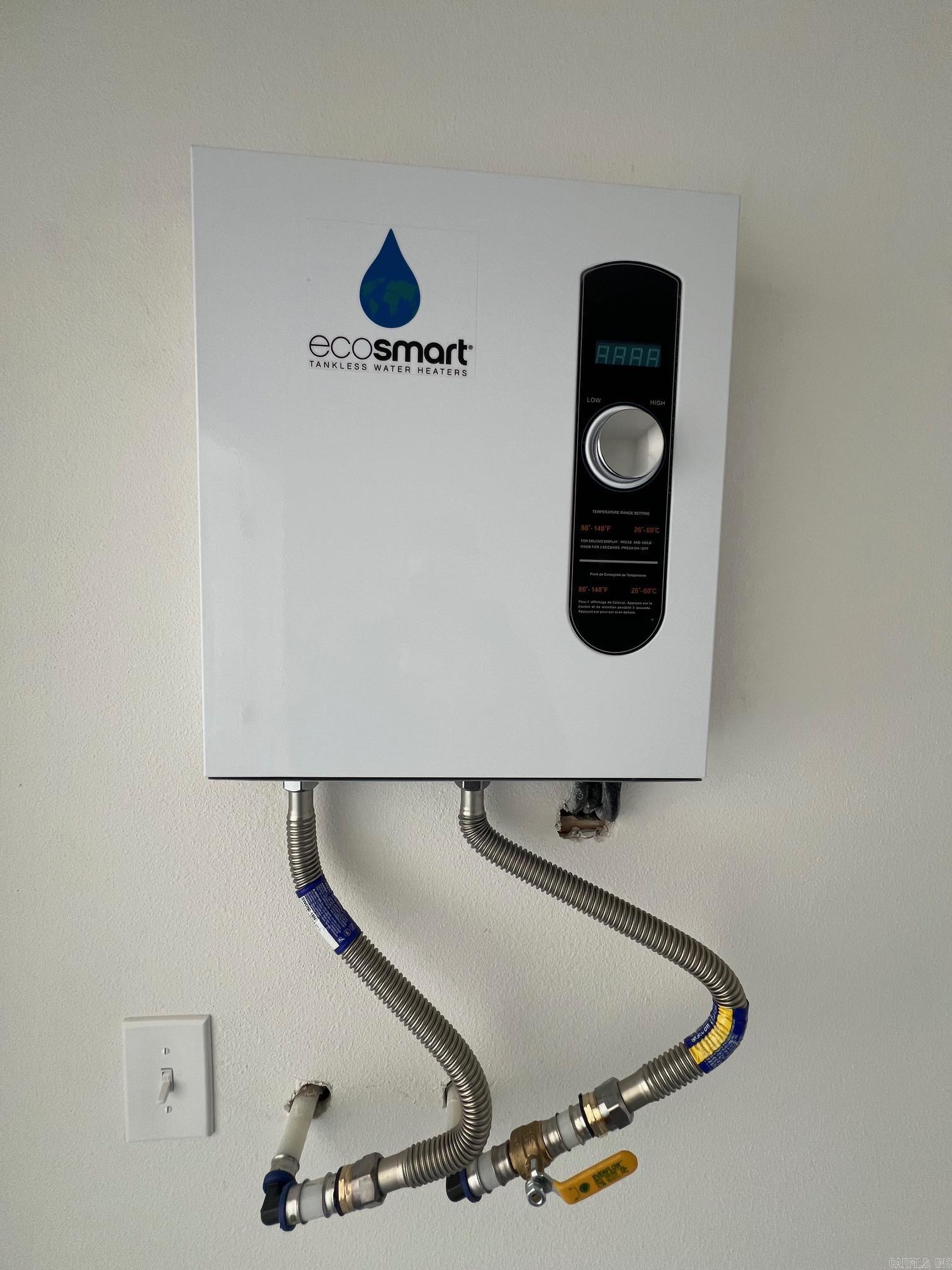 COUNTRY MEADOWS - Residential