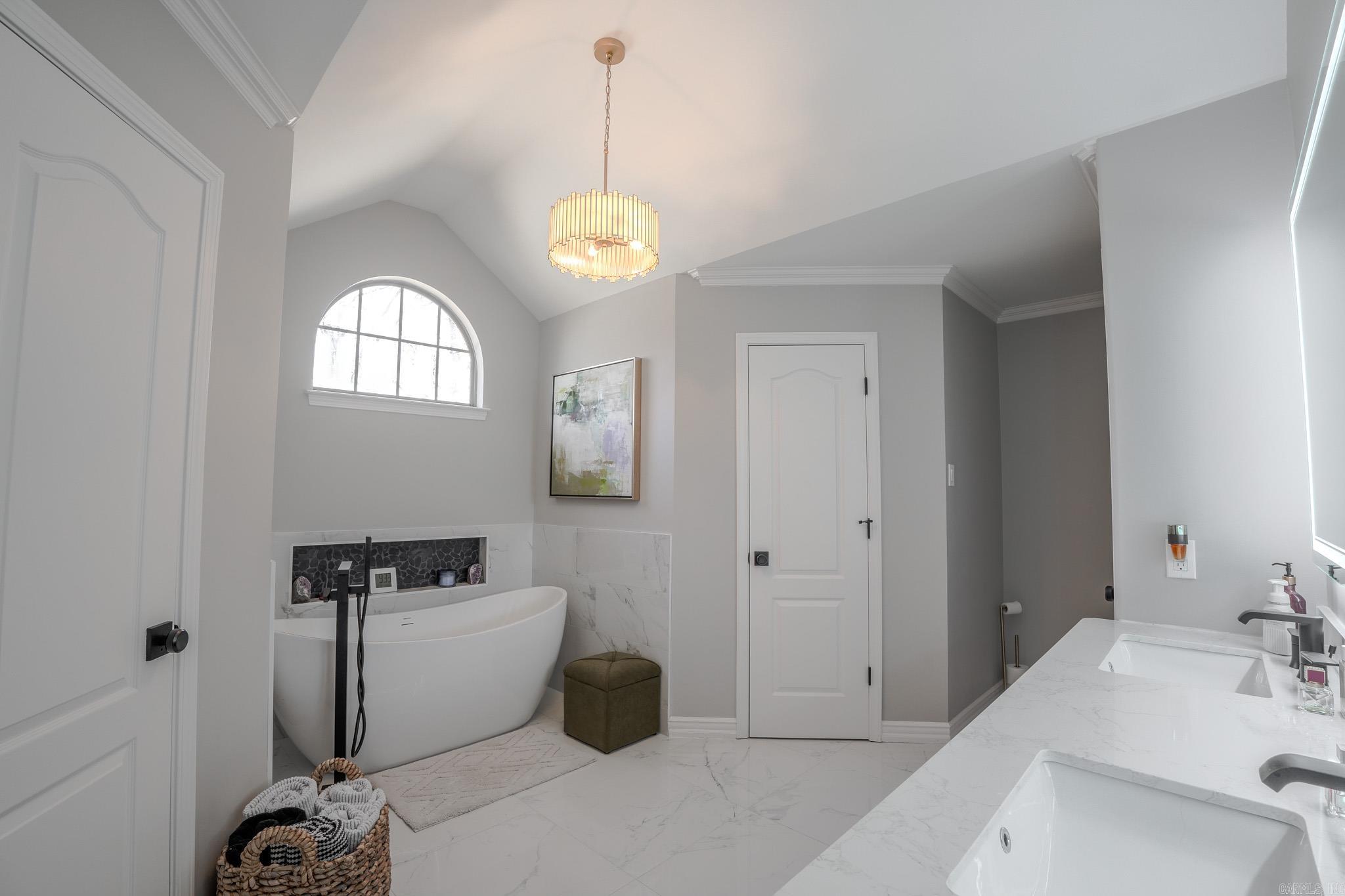 CHARLESTON HEIGHTS ADDN - Residential