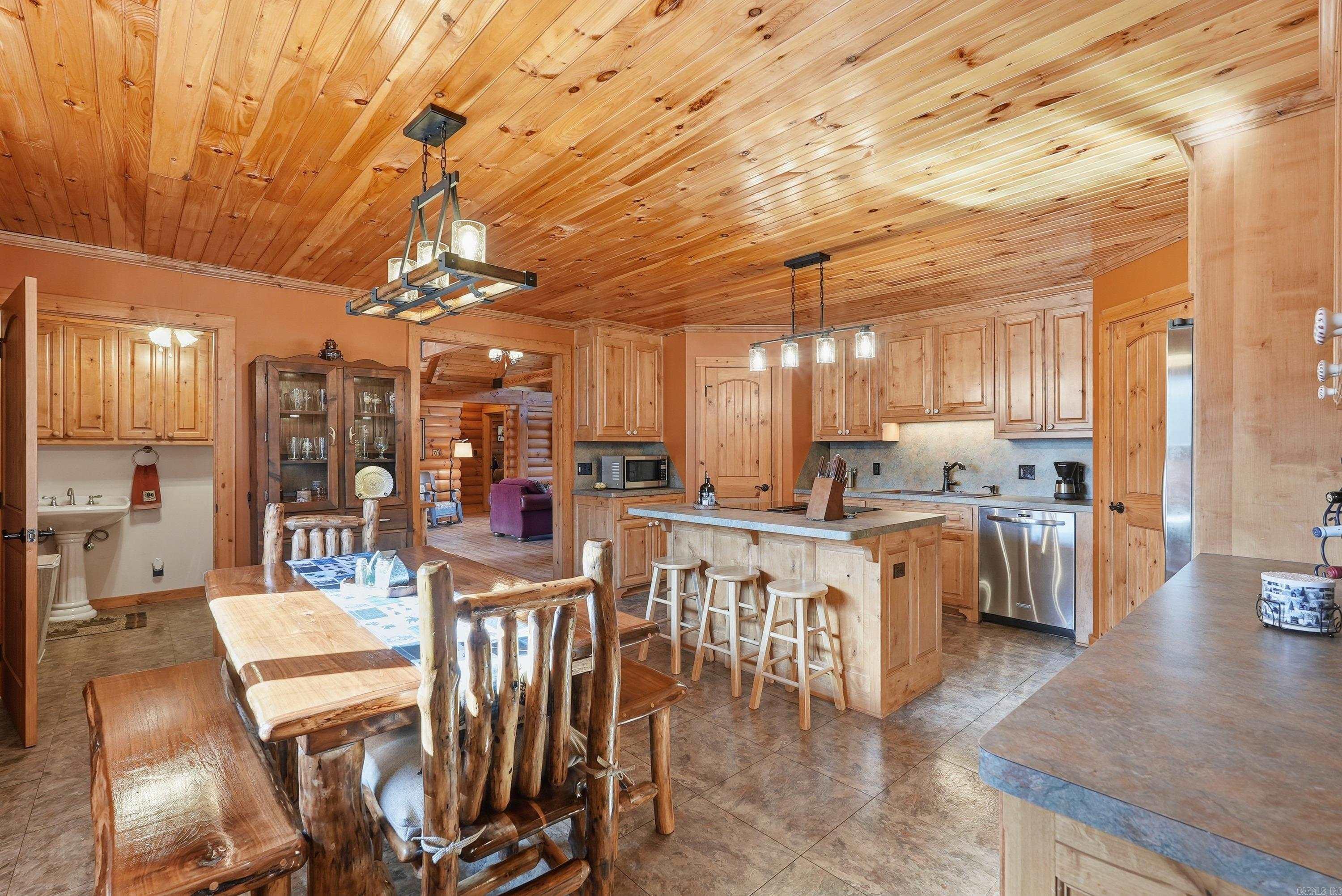 RESTFUL RIDGE - Residential