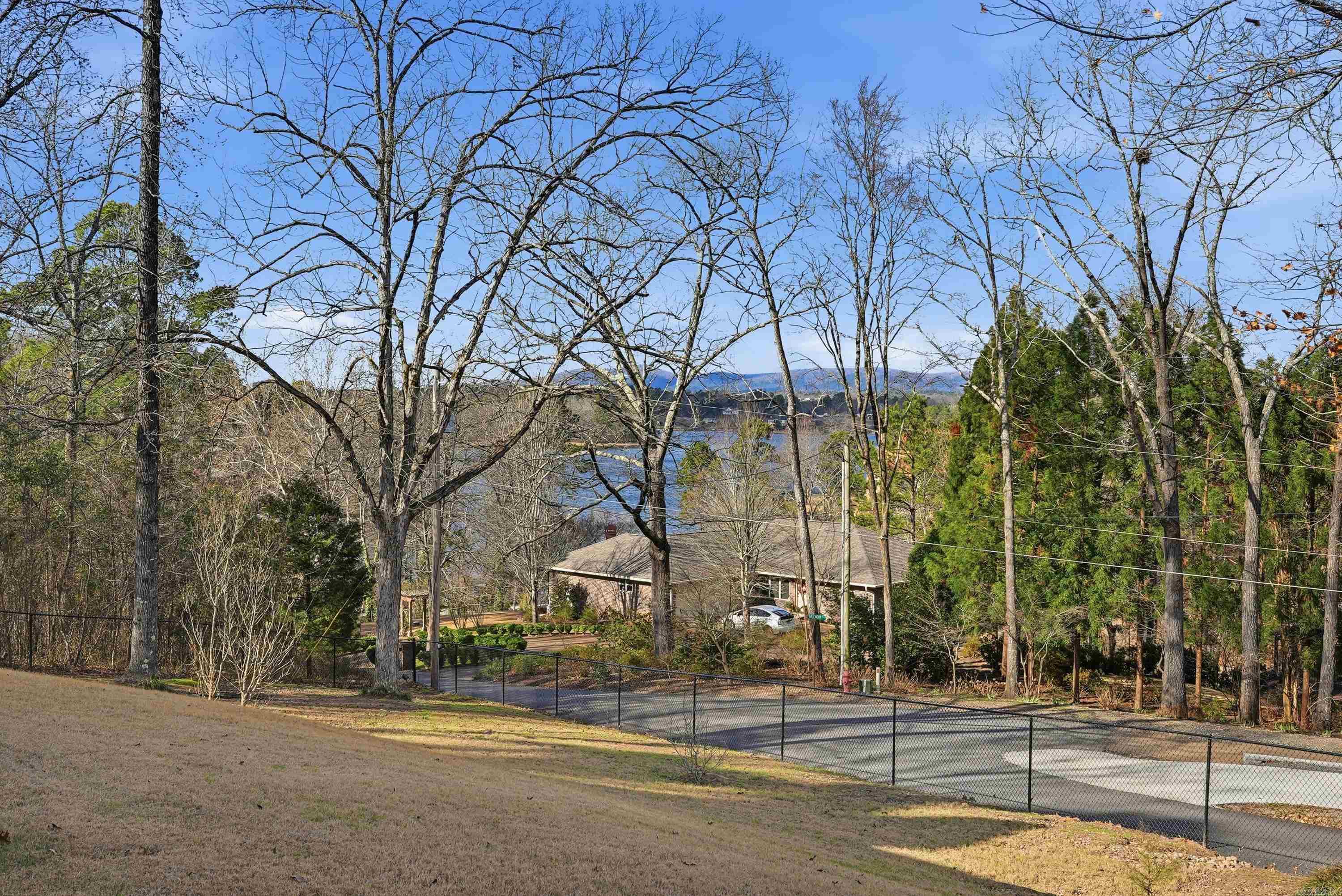 RESTFUL RIDGE - Residential