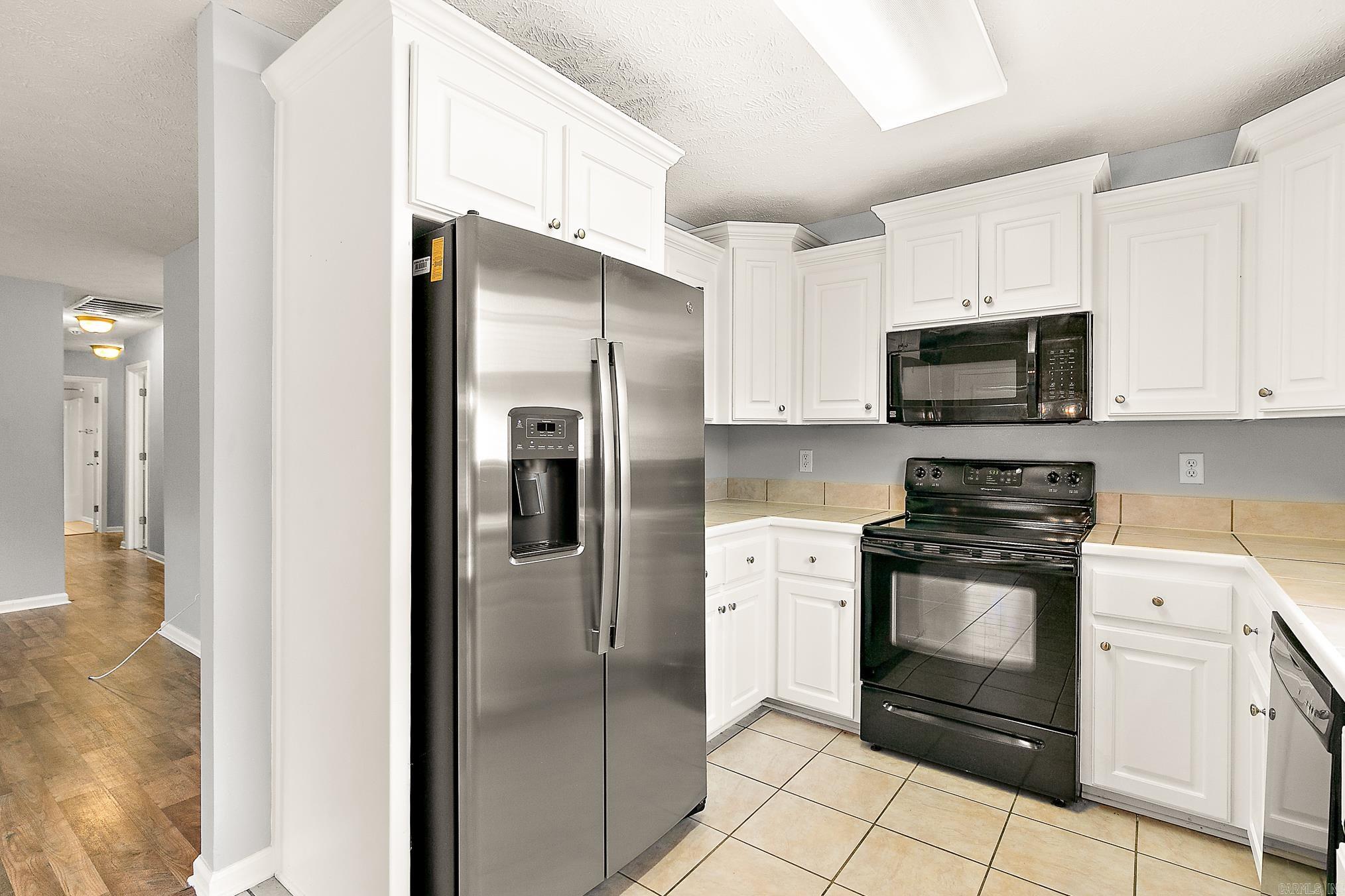 CARRIAGE COURT L - Residential