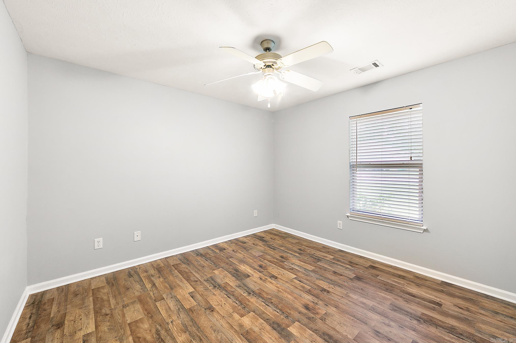 CARRIAGE COURT L - Residential