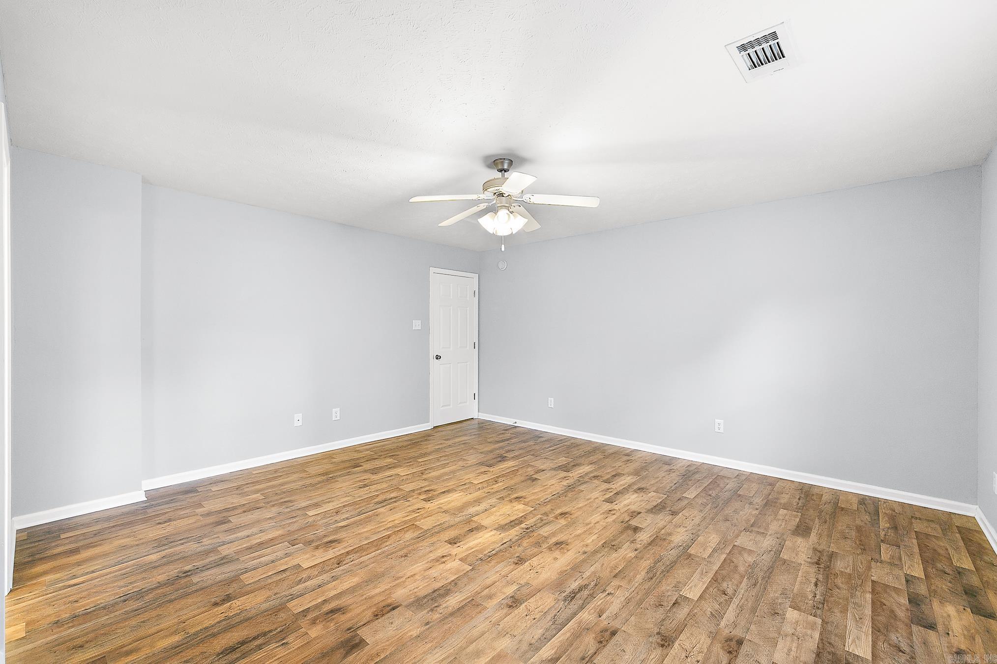 CARRIAGE COURT L - Residential