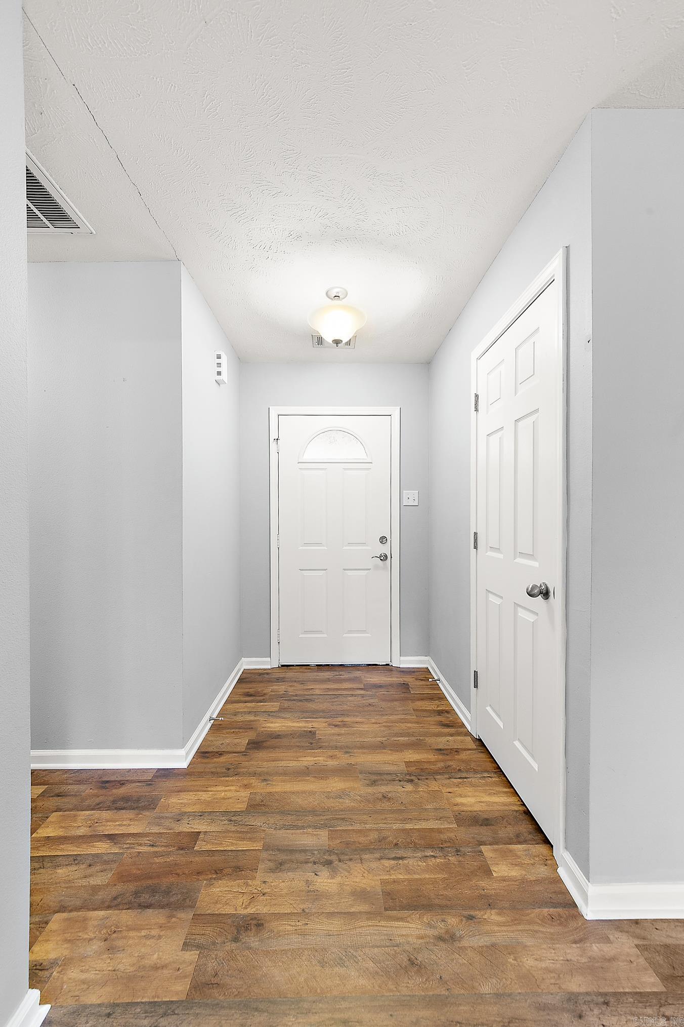 CARRIAGE COURT L - Residential