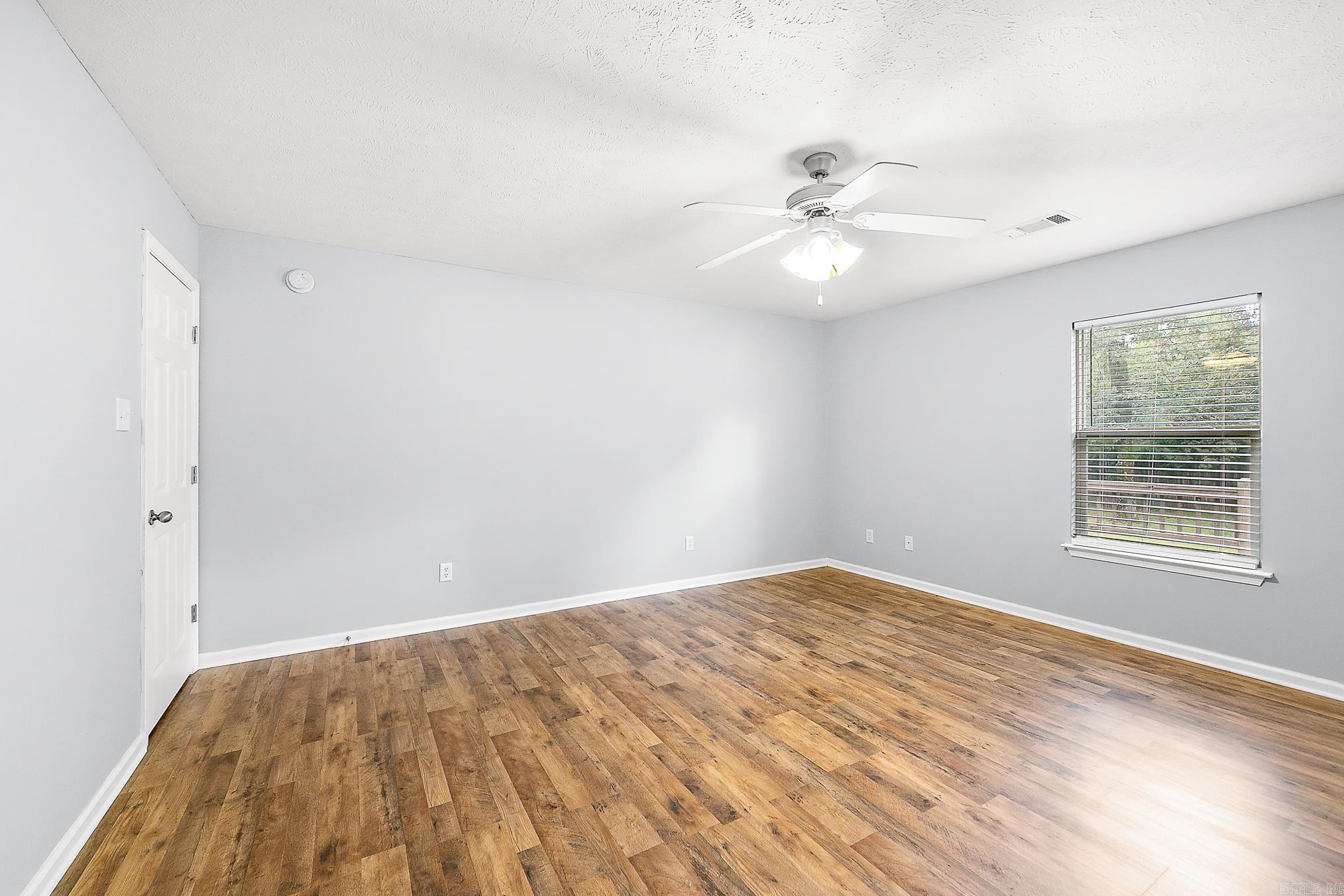 CARRIAGE COURT L - Residential