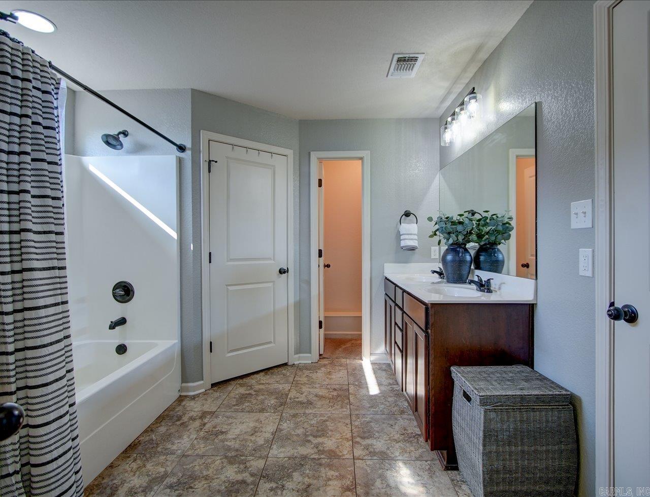 HAMILTON PARK - Residential